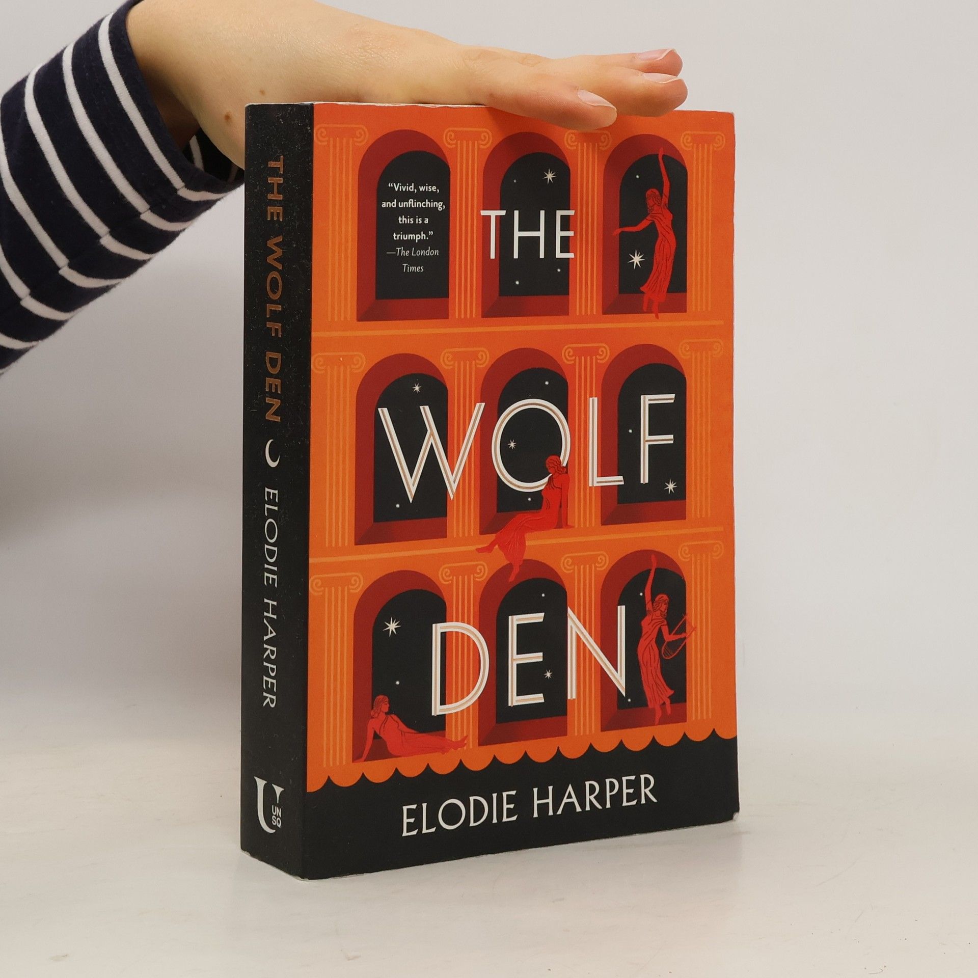 Elodie Harper Wolf Den Trilogy - 1: The Wolf Den