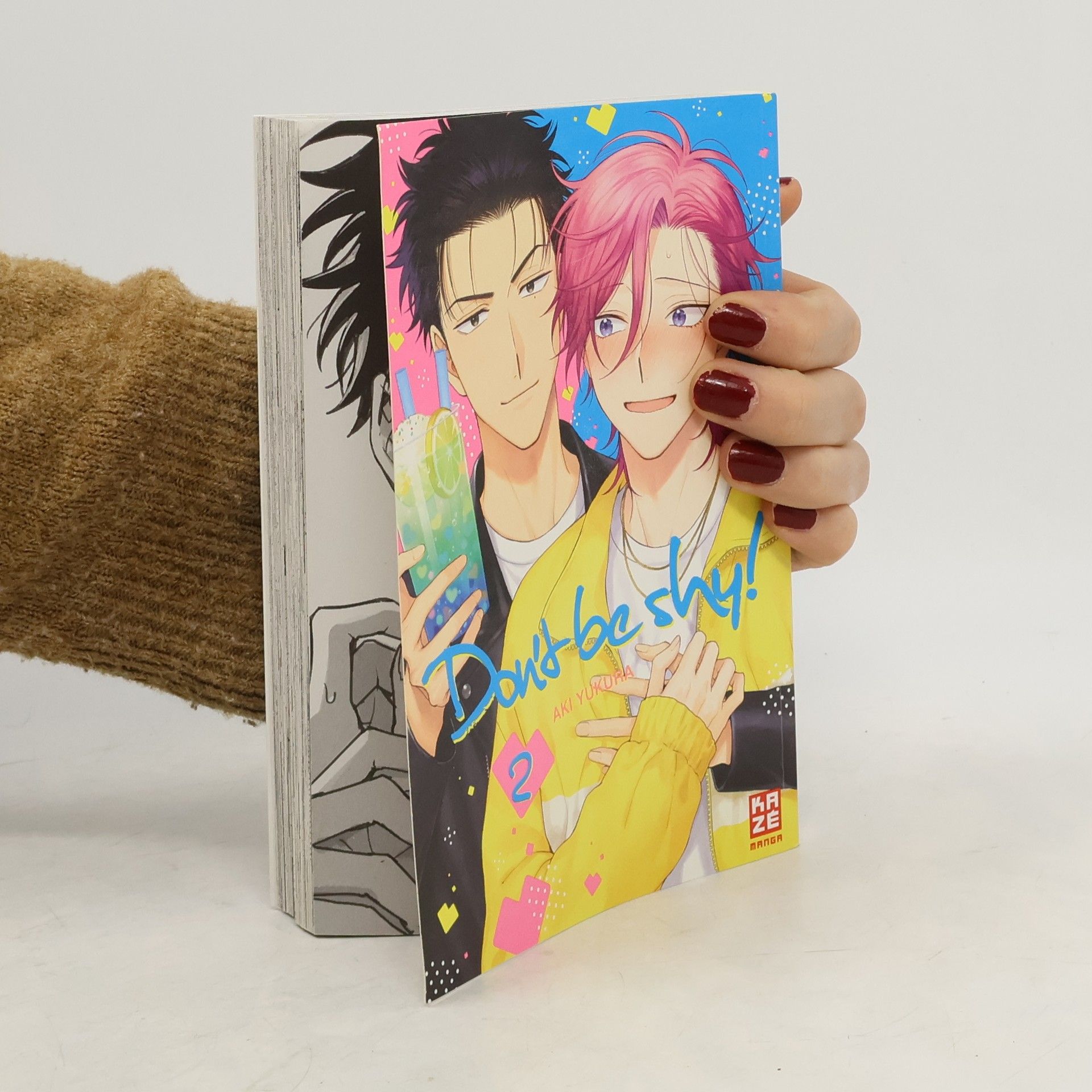 Aki Yūkura Don't Be Shy! 2