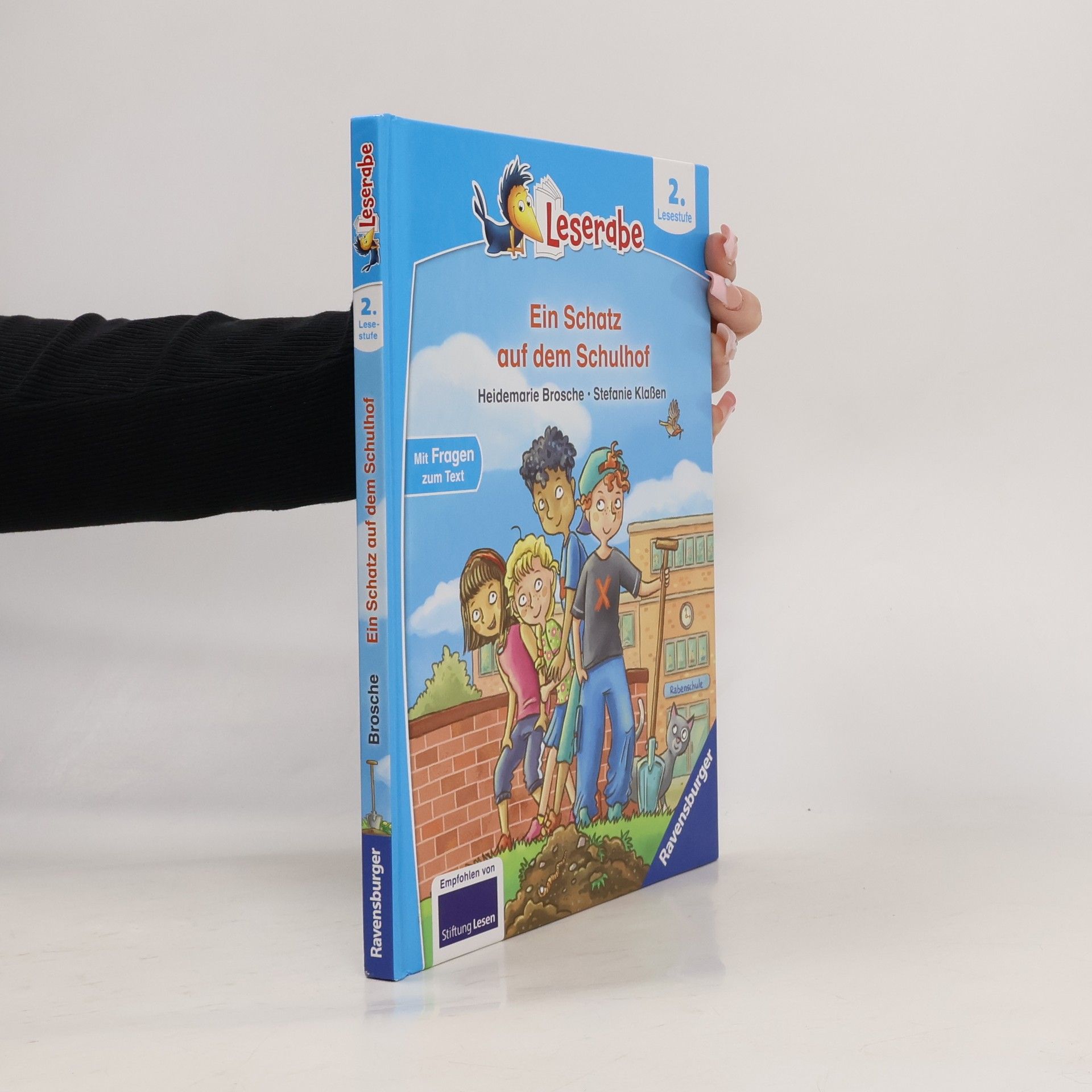 Heidemarie Brosche Ein Schatz auf dem Schulhof