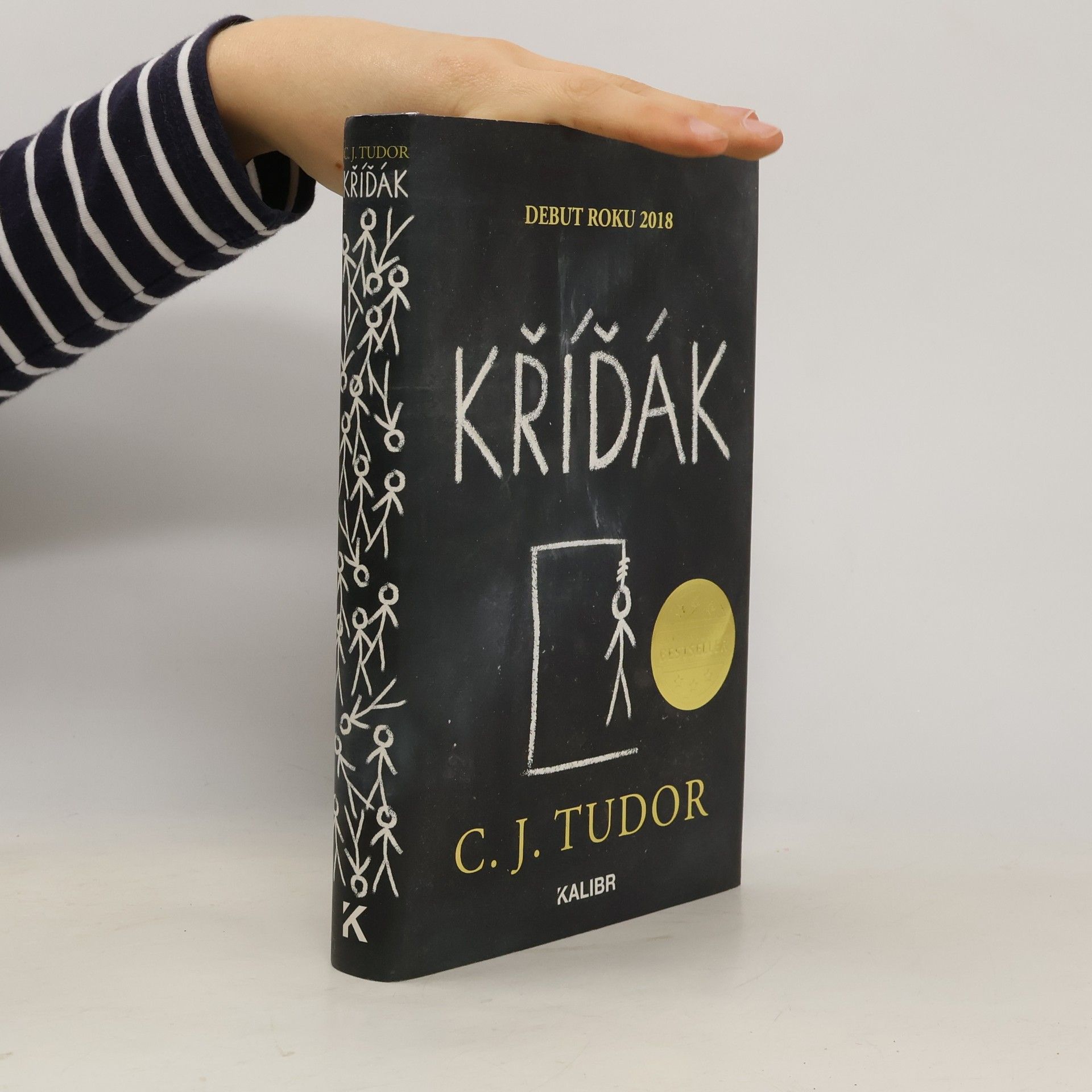 C.J. Tudor Kříďák