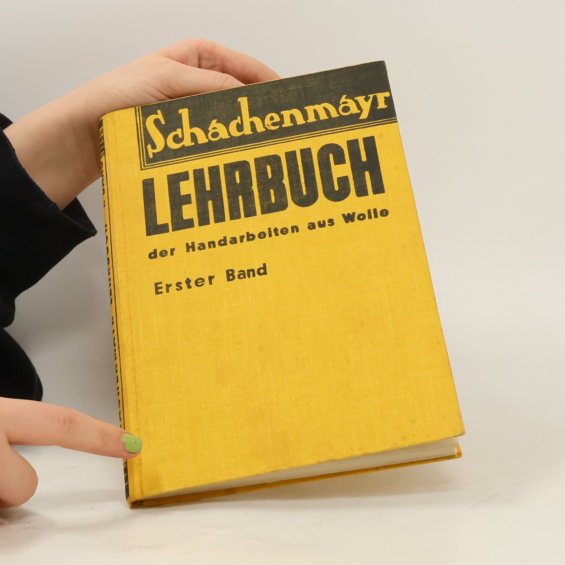 Various authors Lehrbuch der Handarbeiten aus Wolle