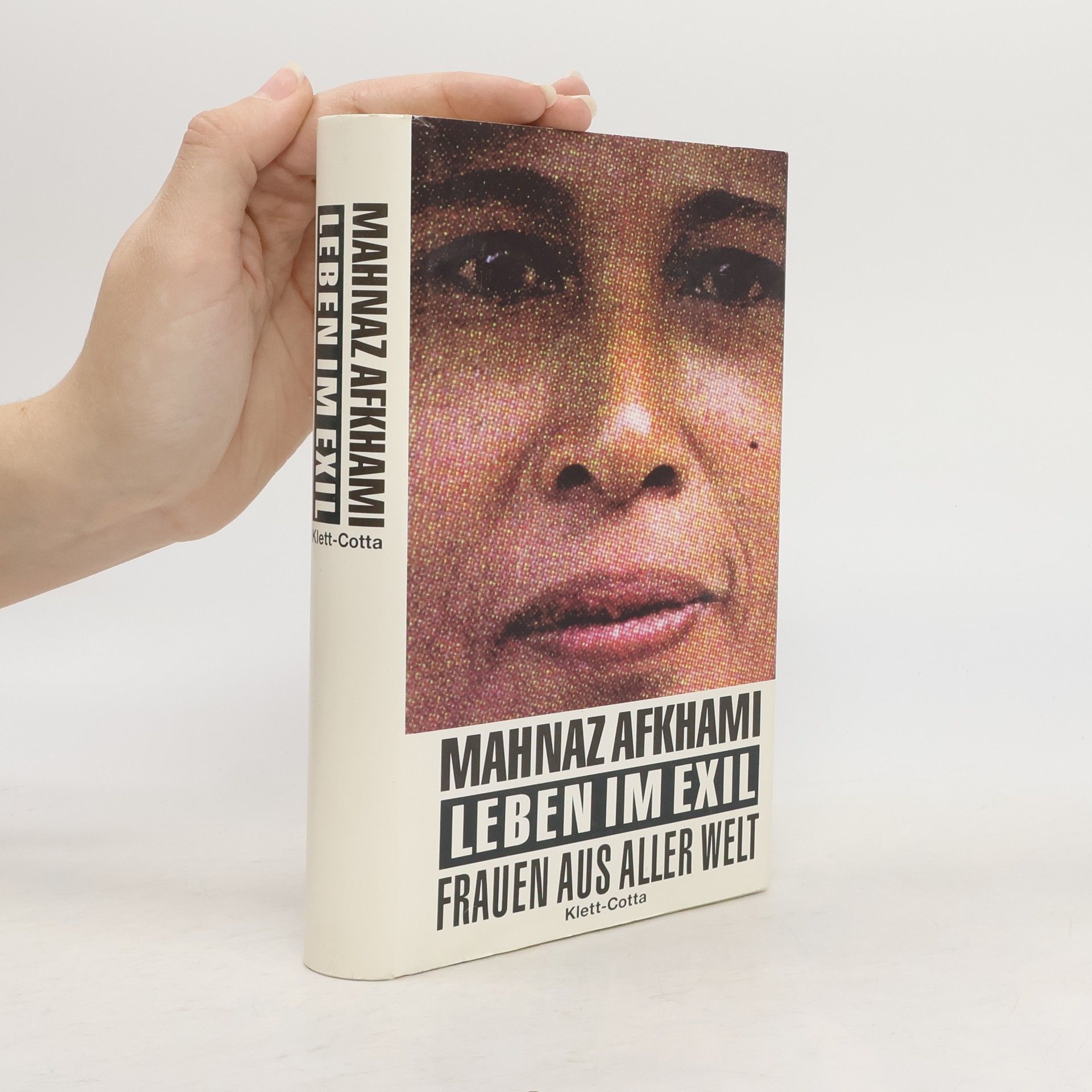 Mahnaz Afkhami Leben im Exil