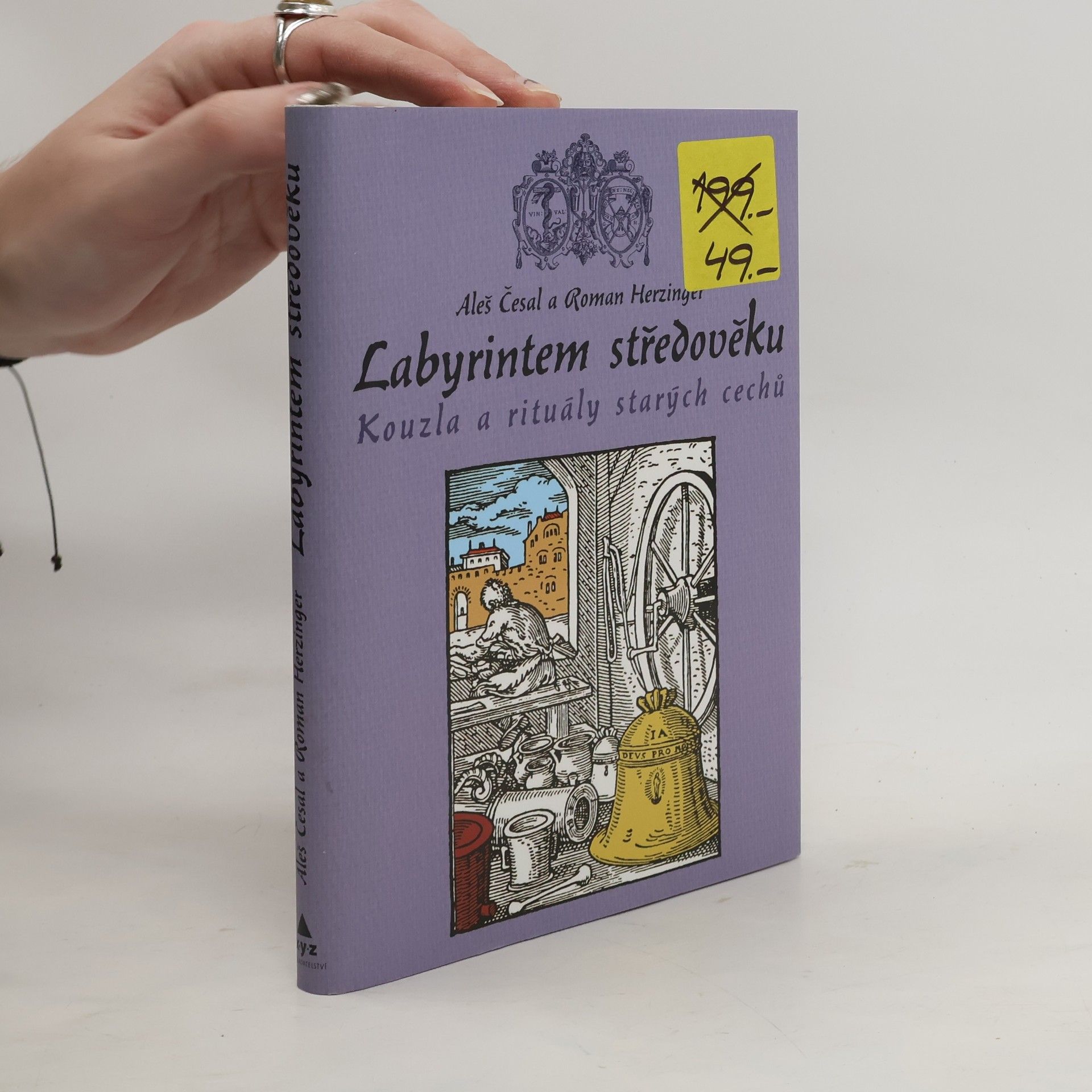 Aleš Česal Labyrintem středověku