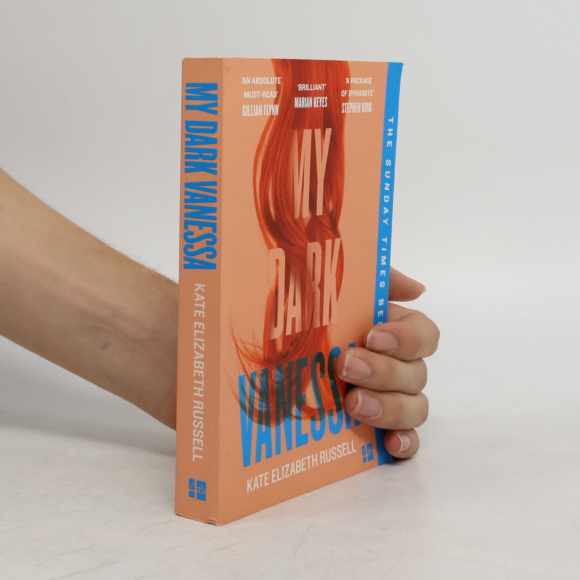 Kate Elizabeth Russell My dark Vanessa