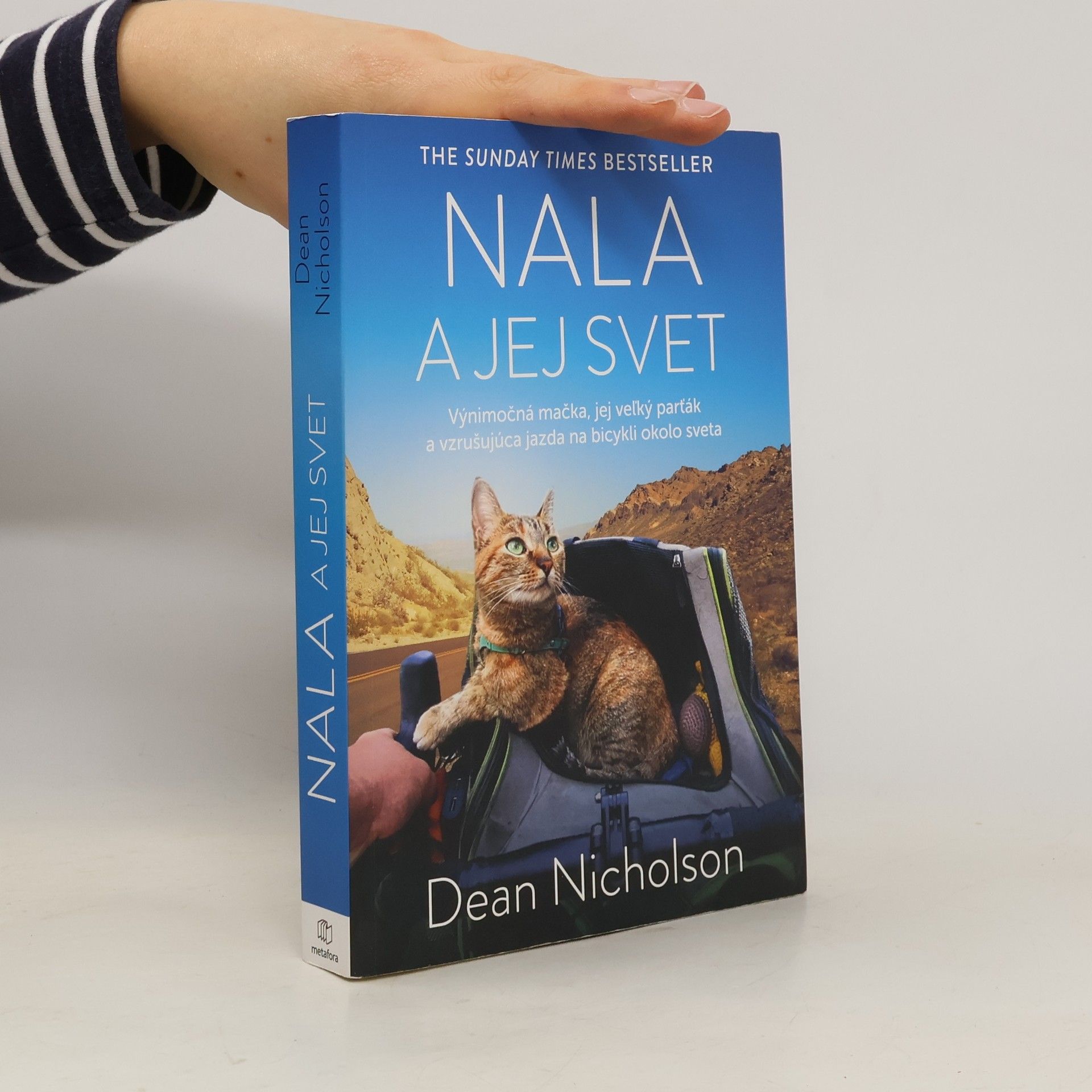Dean Nicholson Nala a jej svet