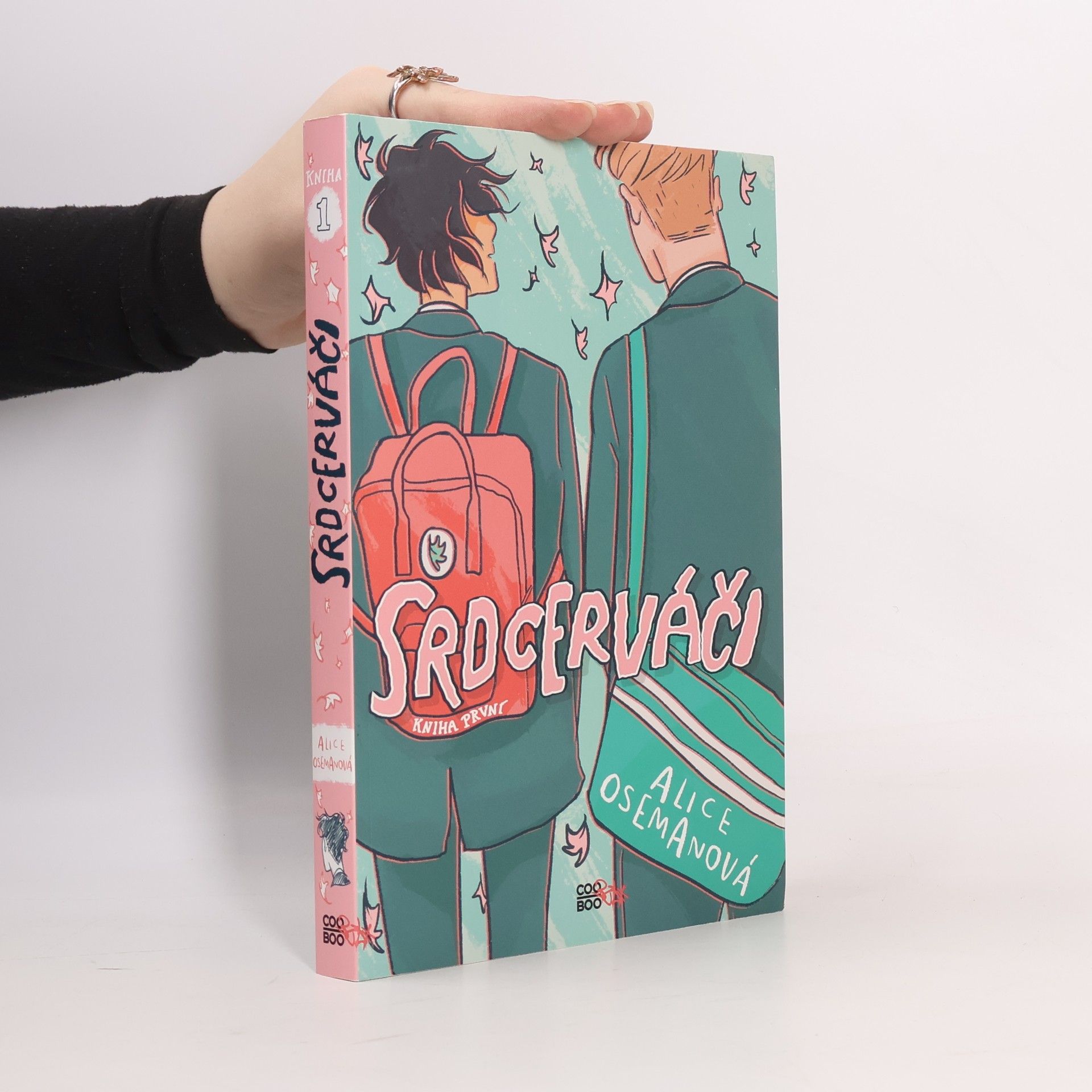 Alice Oseman Srdcerváči. Kniha první