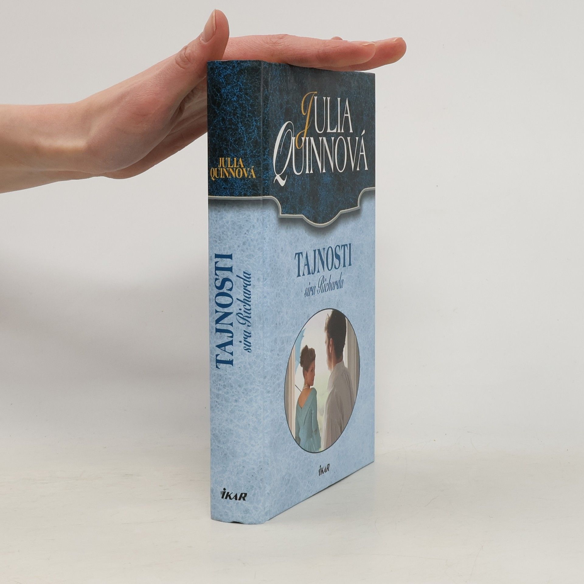 Julie Quinnová Tajnosti sira Richarda