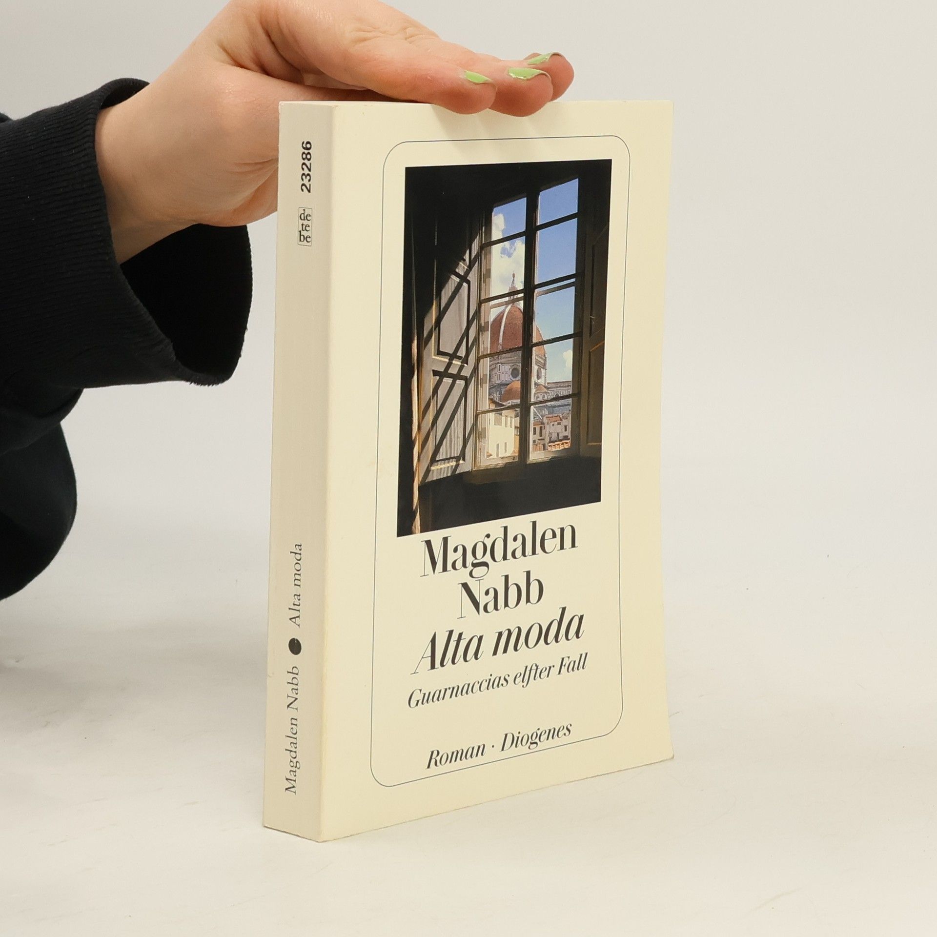Magdalen Nabb Alta moda