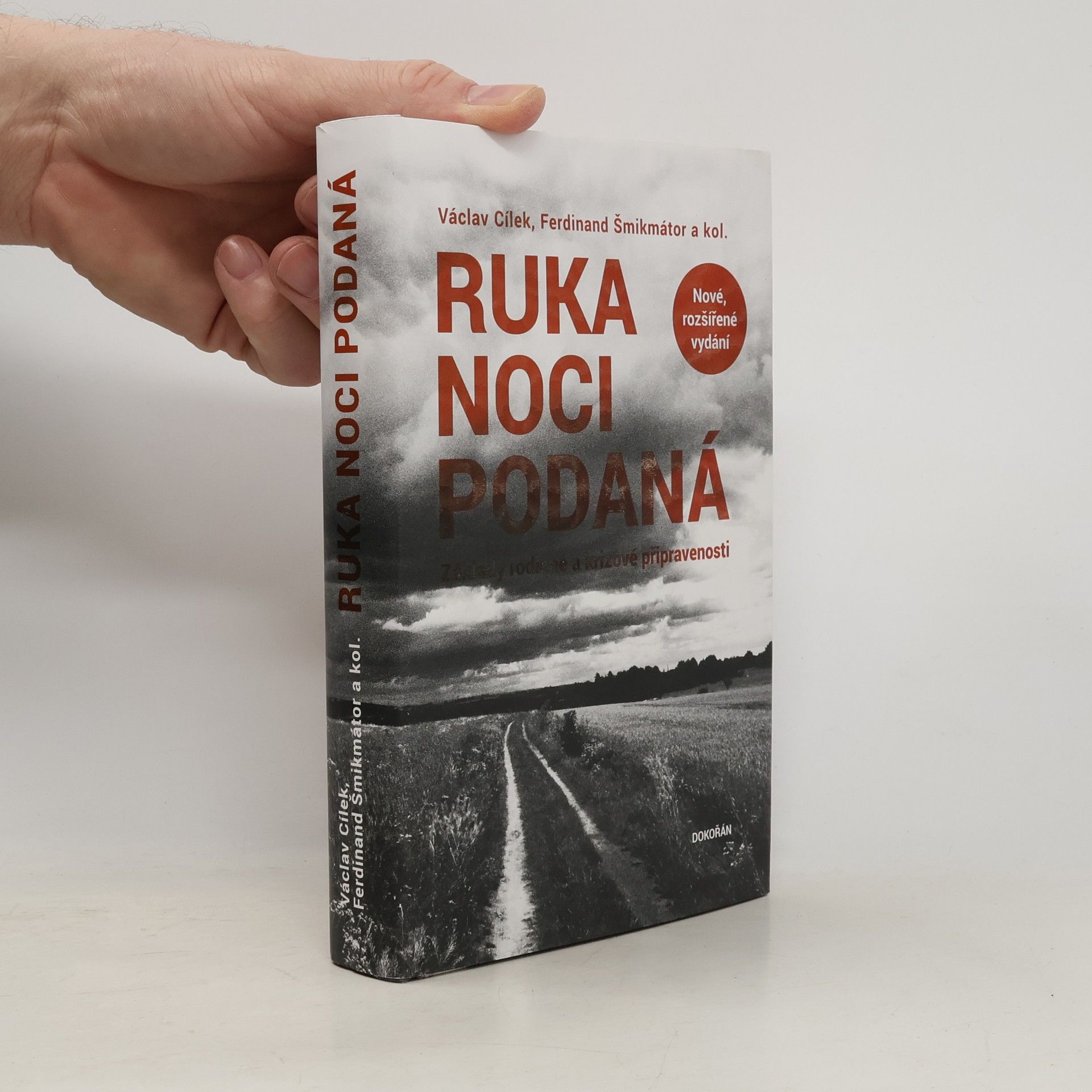 Ruka noci podaná - Základy rodinné a krizové připravenosti