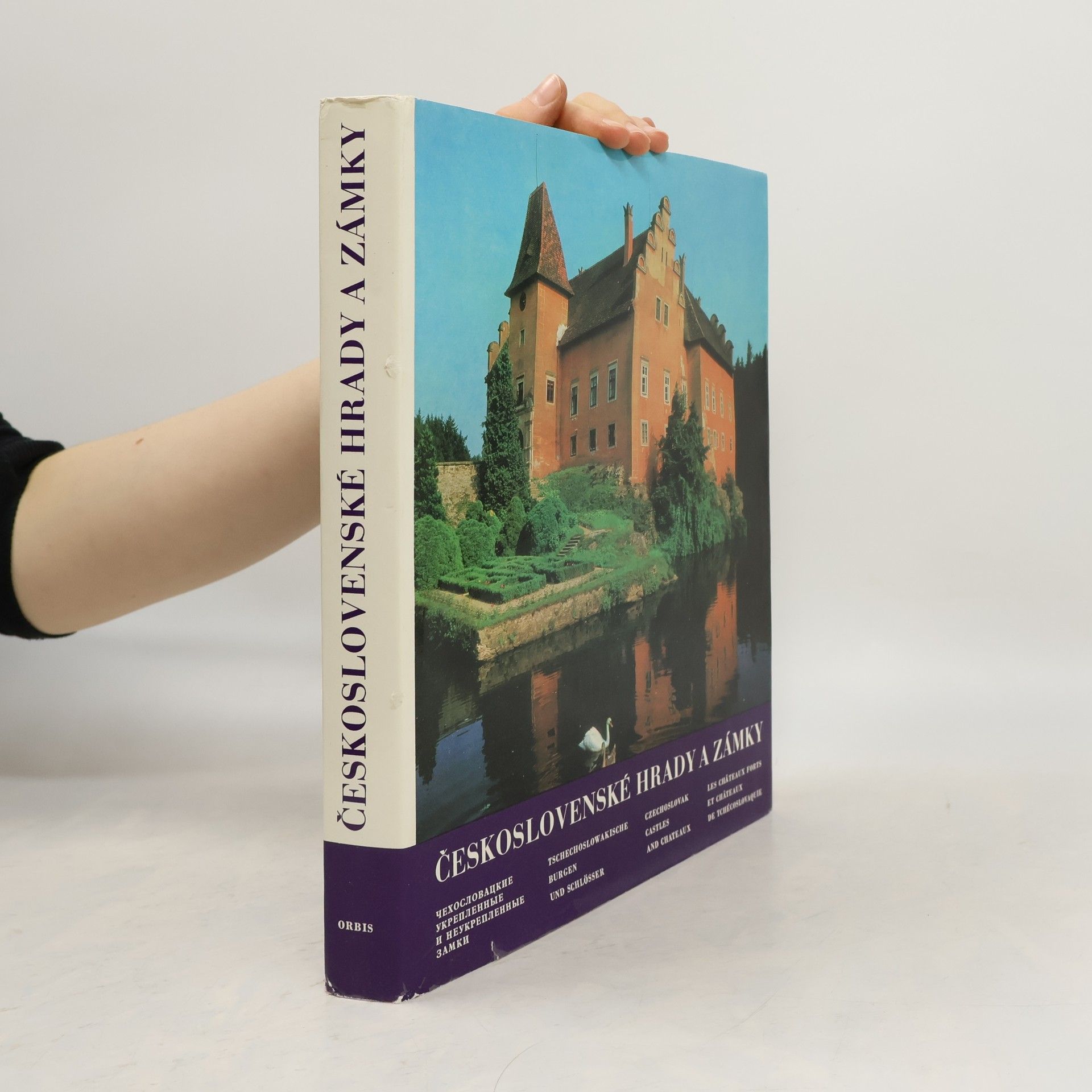Československé hrady a zámky