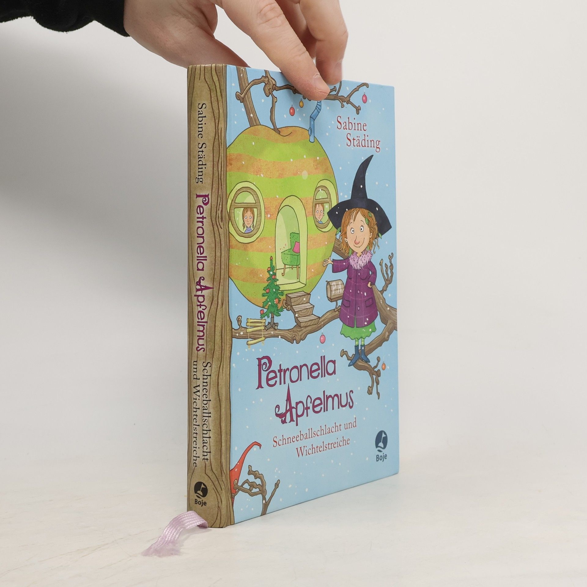 Petronella Apfelmus - Schneeballschlacht und Wichtelstreiche