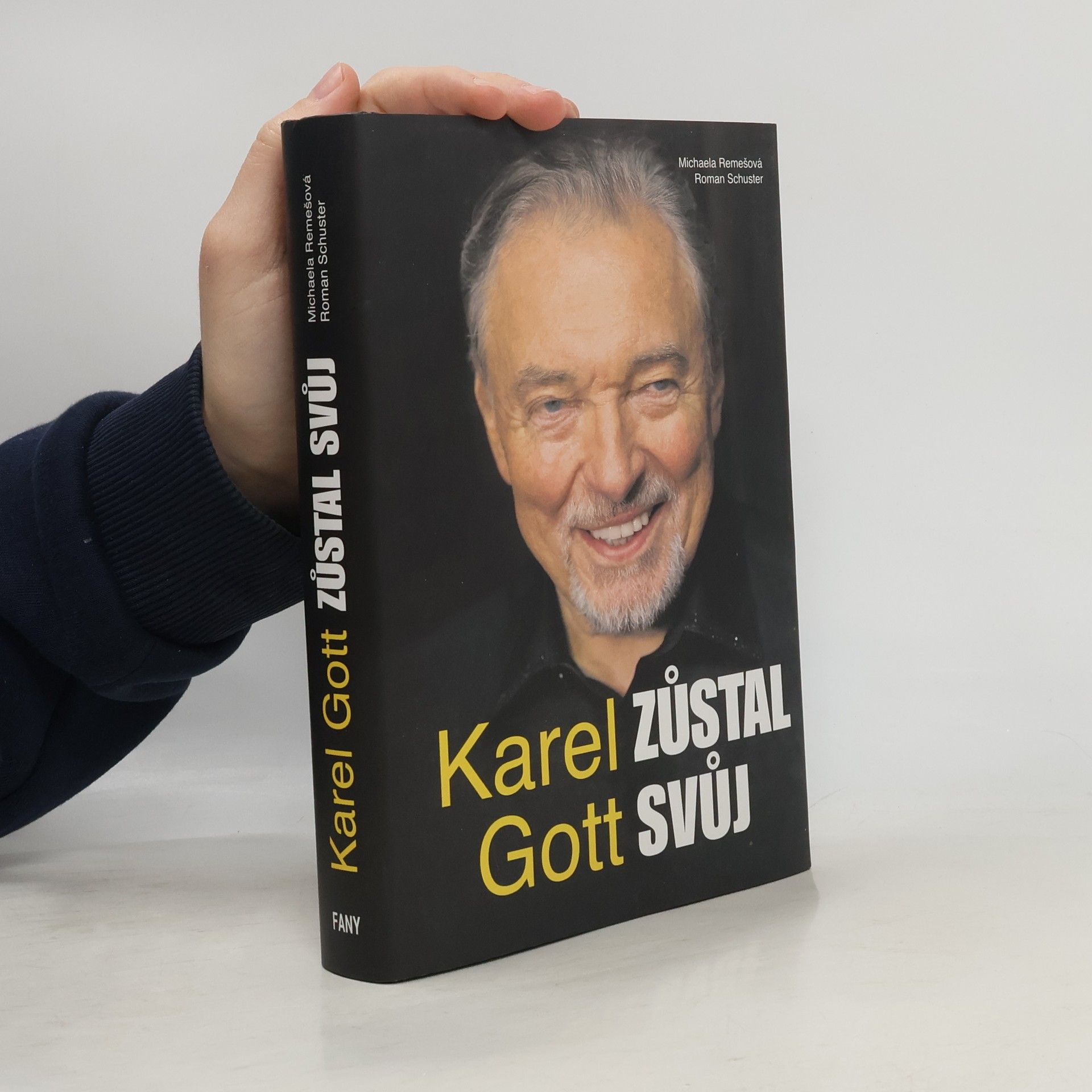 Karel Gott. Zůstal svůj