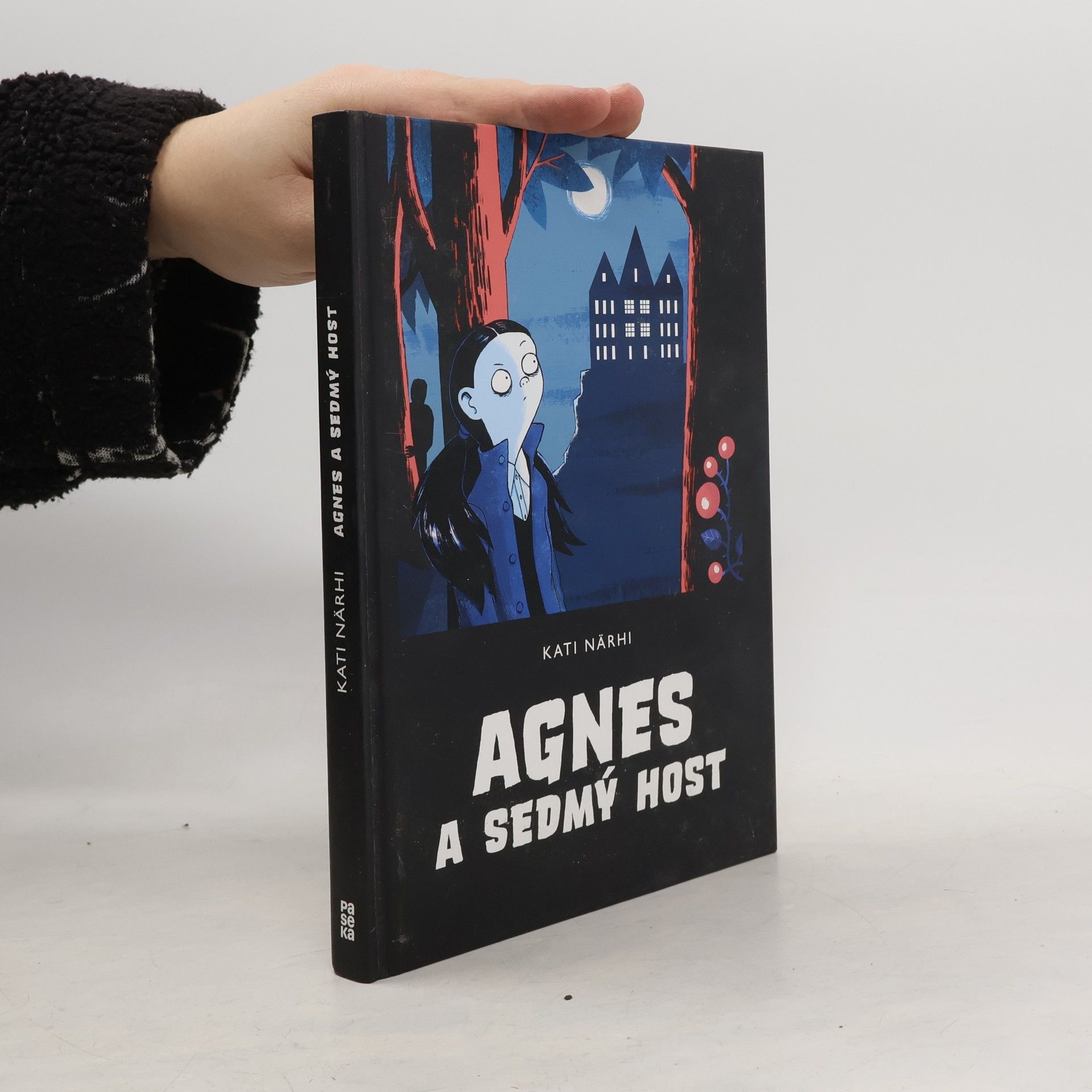 Kati Närhi Agnes a sedmý host