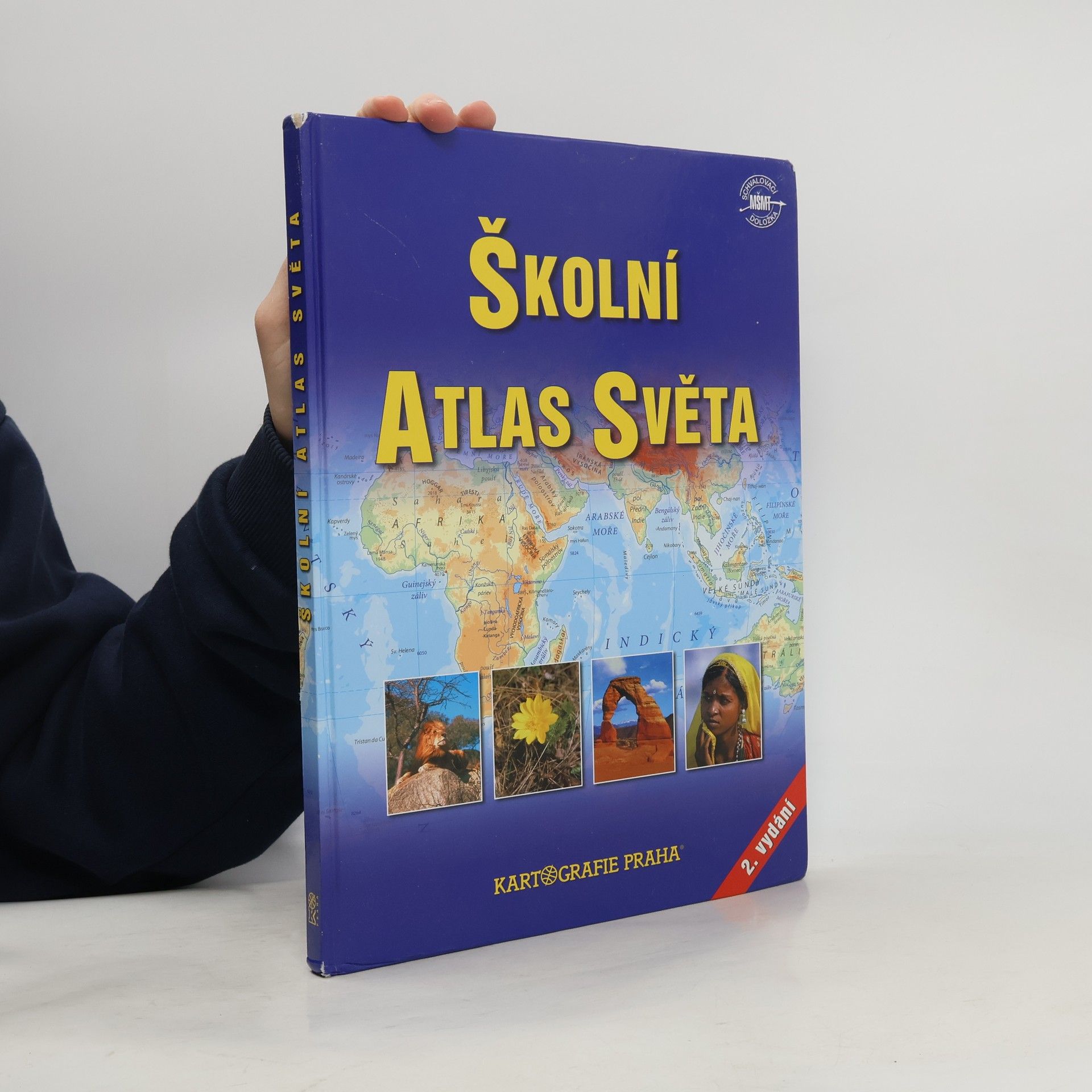 Kolektiv autorů Školní atlas světa