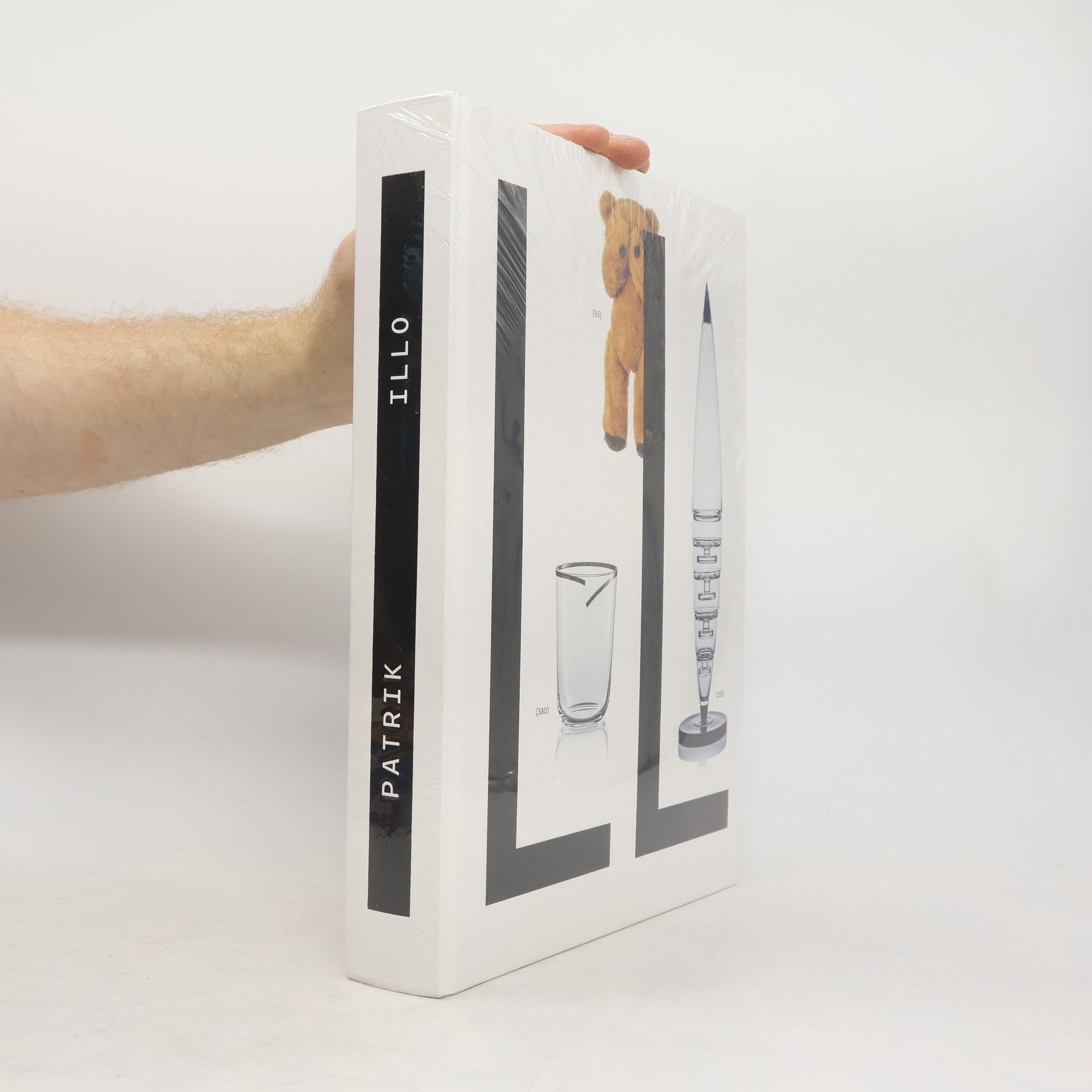 Autores varios Patrik Illo