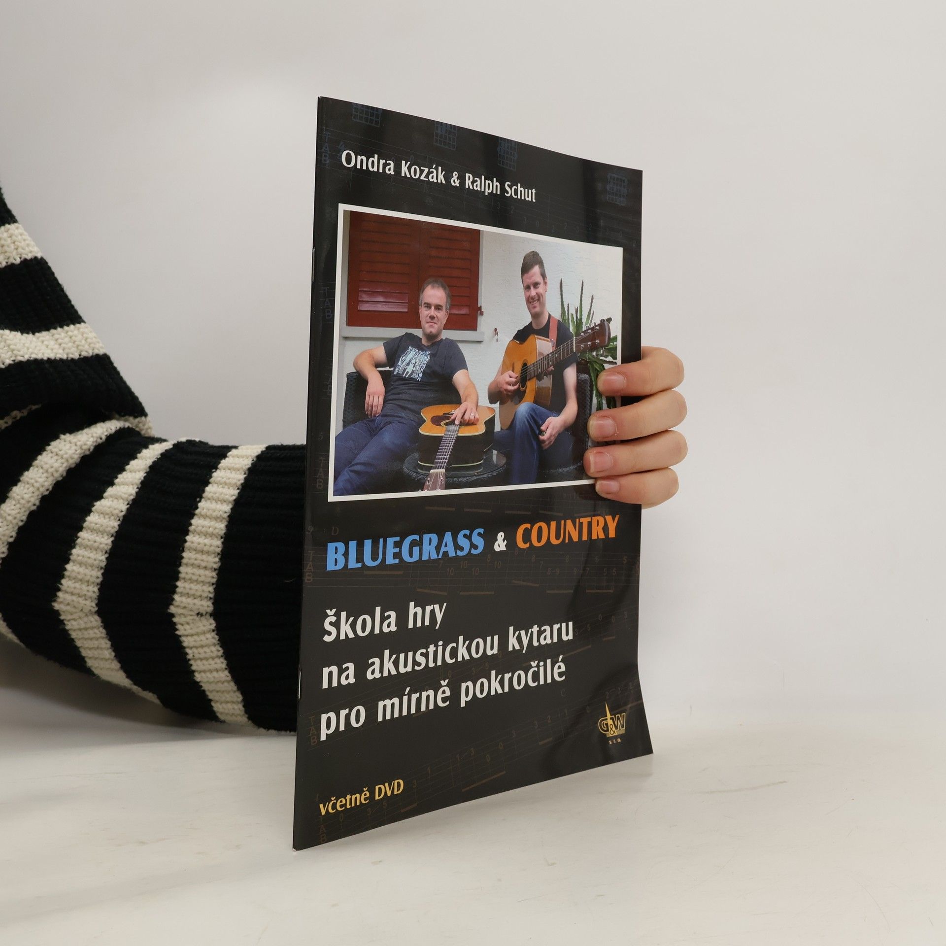 Bluegrass & Country. Škola hry na akustickou kytaru pro mírně pokročilé