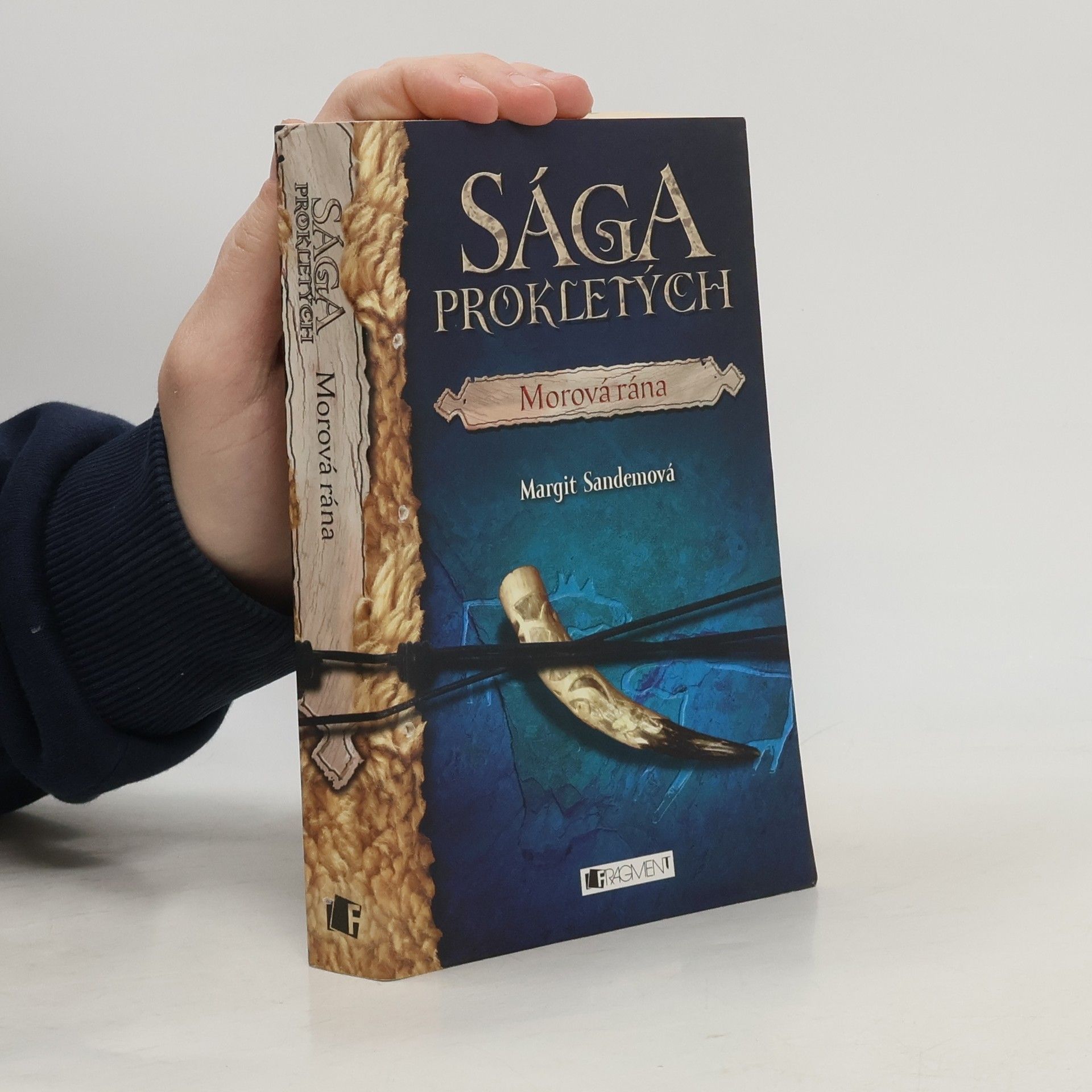 Margit Sandemo Morová rána. Sága Prokletých