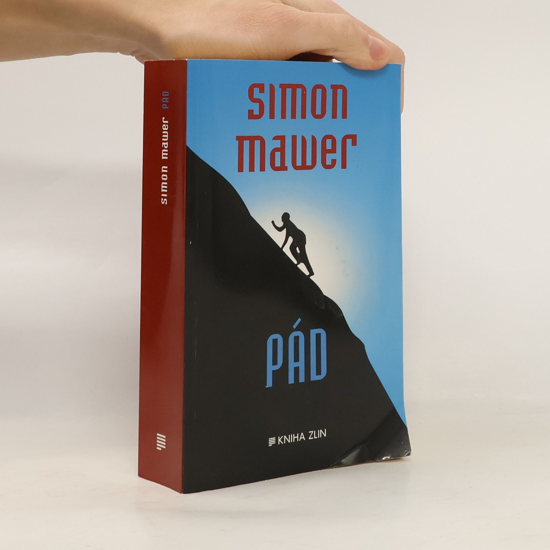 Simon Mawer Pád