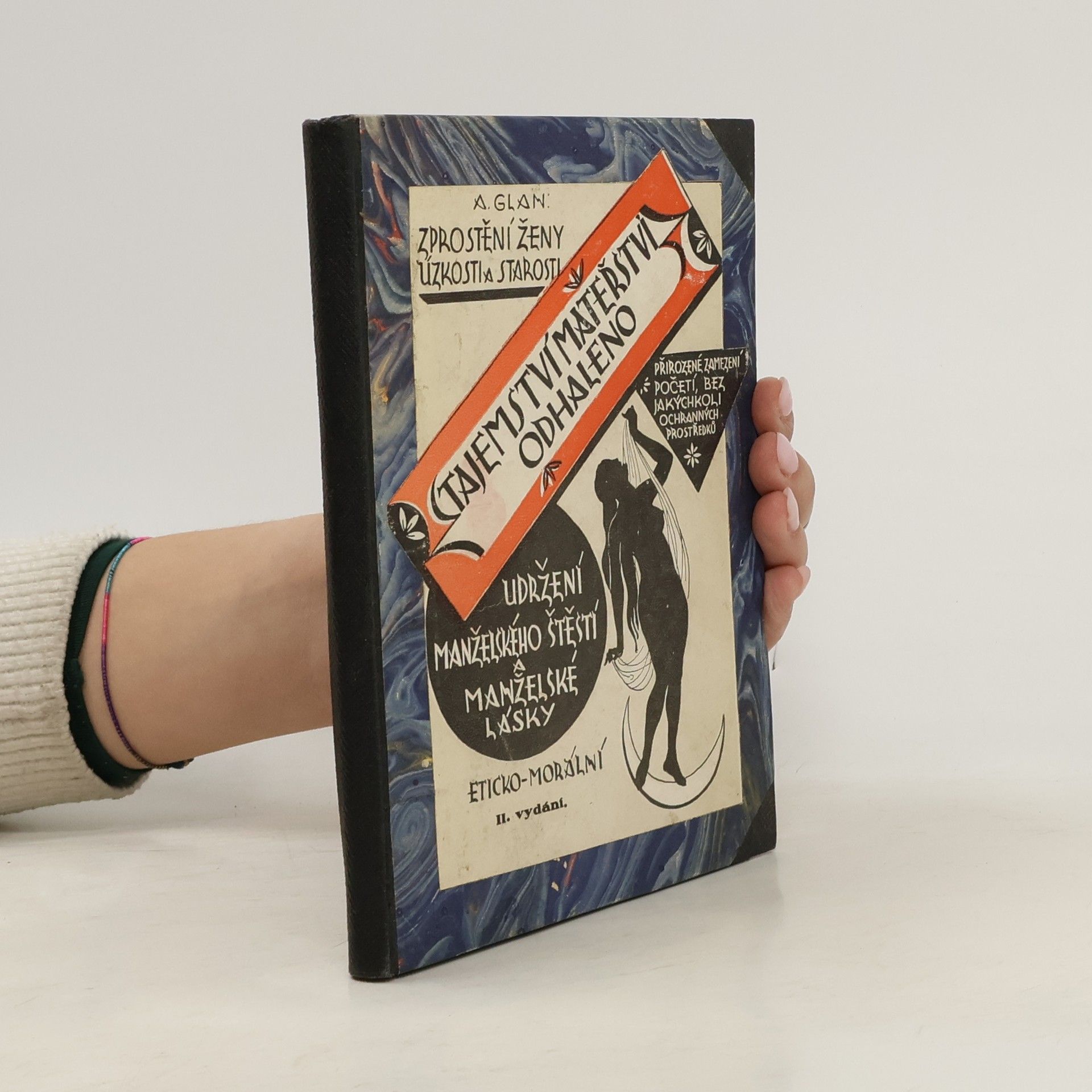 A. Glan Tajemství mateřství odhaleno