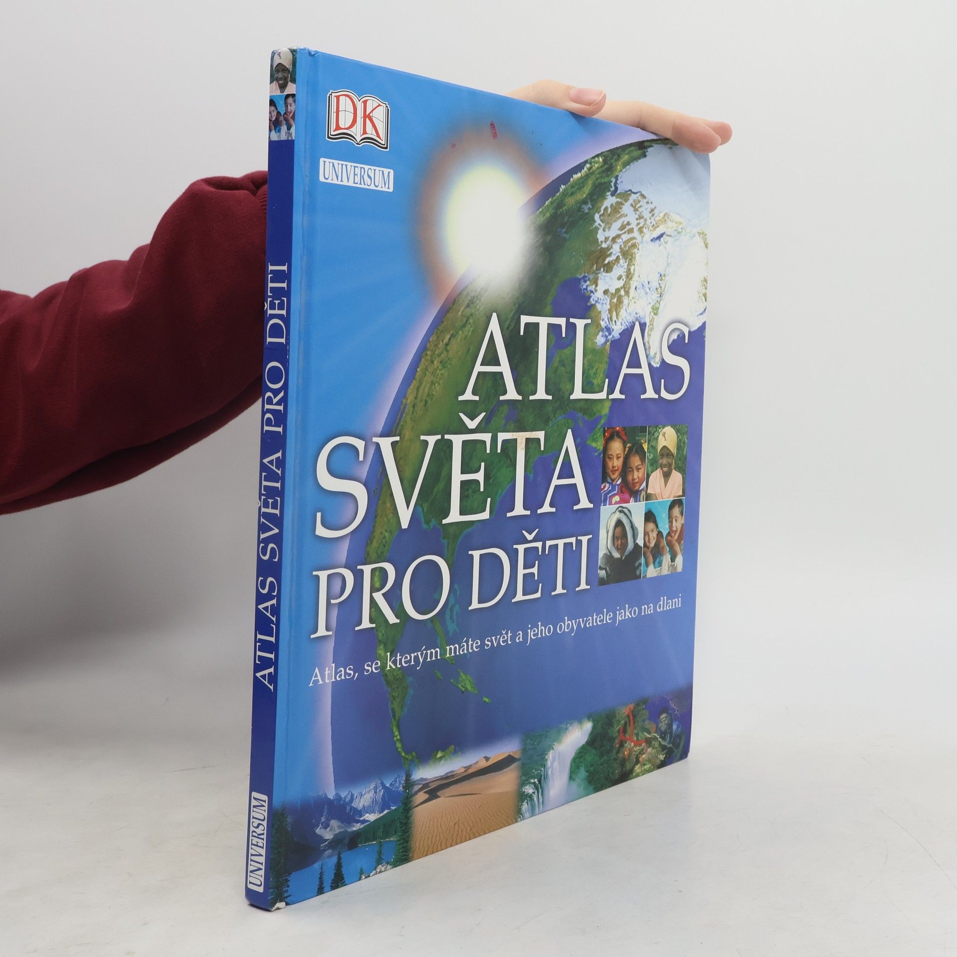 Simon Adams Atlas světa pro děti