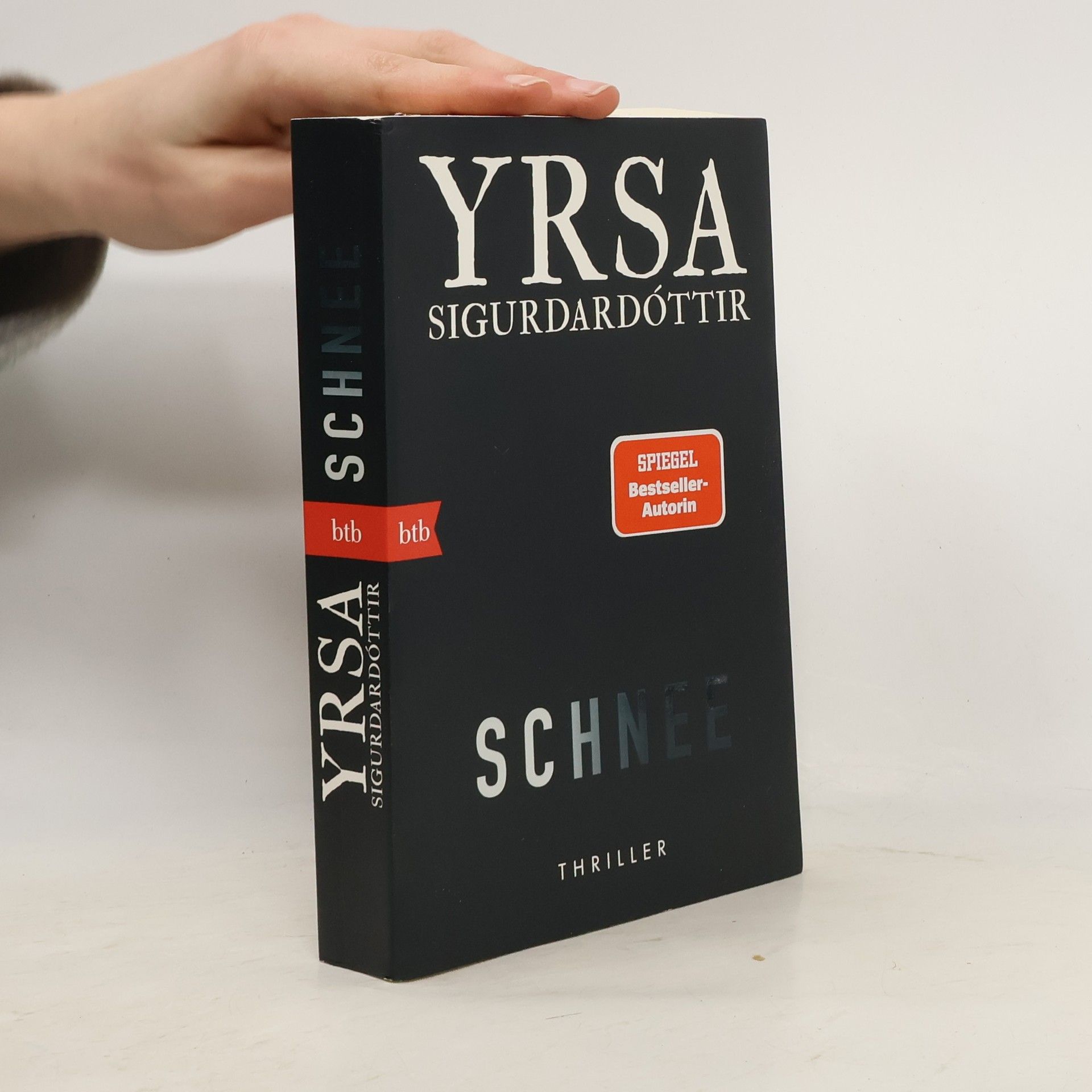 Yrsa Sigurðardóttir Schnee