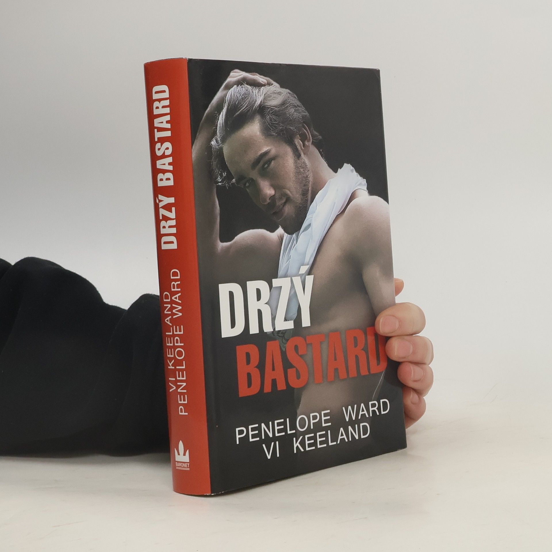 Vi Keeland Drzý bastard