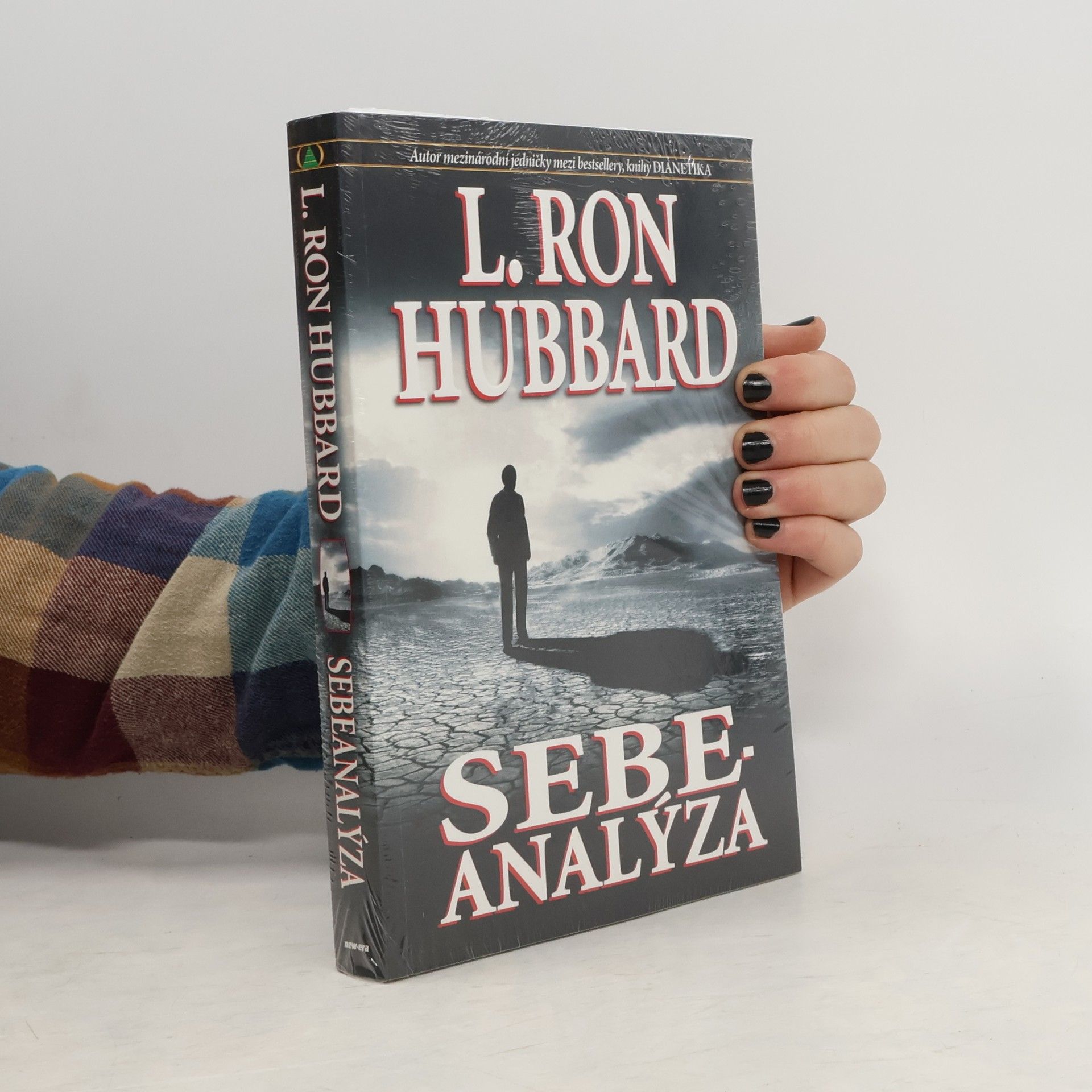 Lafayette Ronald Hubbard Sebeanalýza : jednoduchá kniha svépomoci obsahující testy a procesy založená na objevech Dianetiky