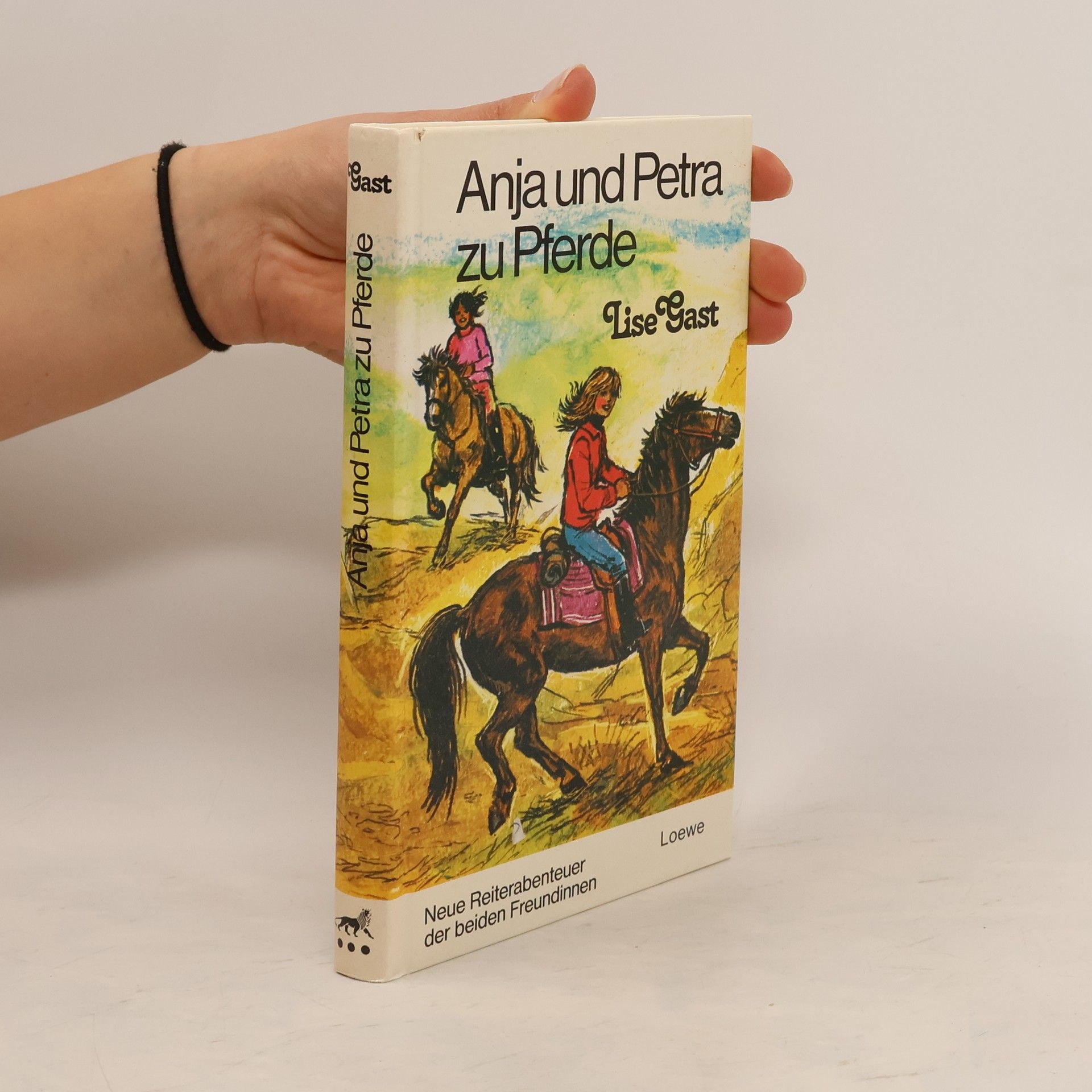 Lise Gast Anja und Petra zu Pferde