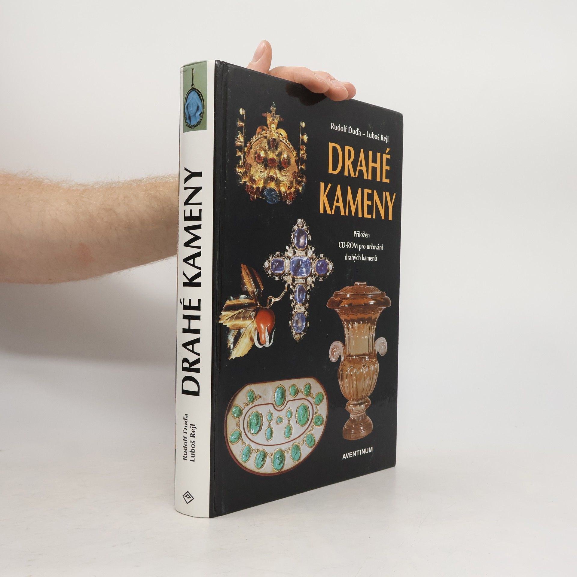 Drahé kameny