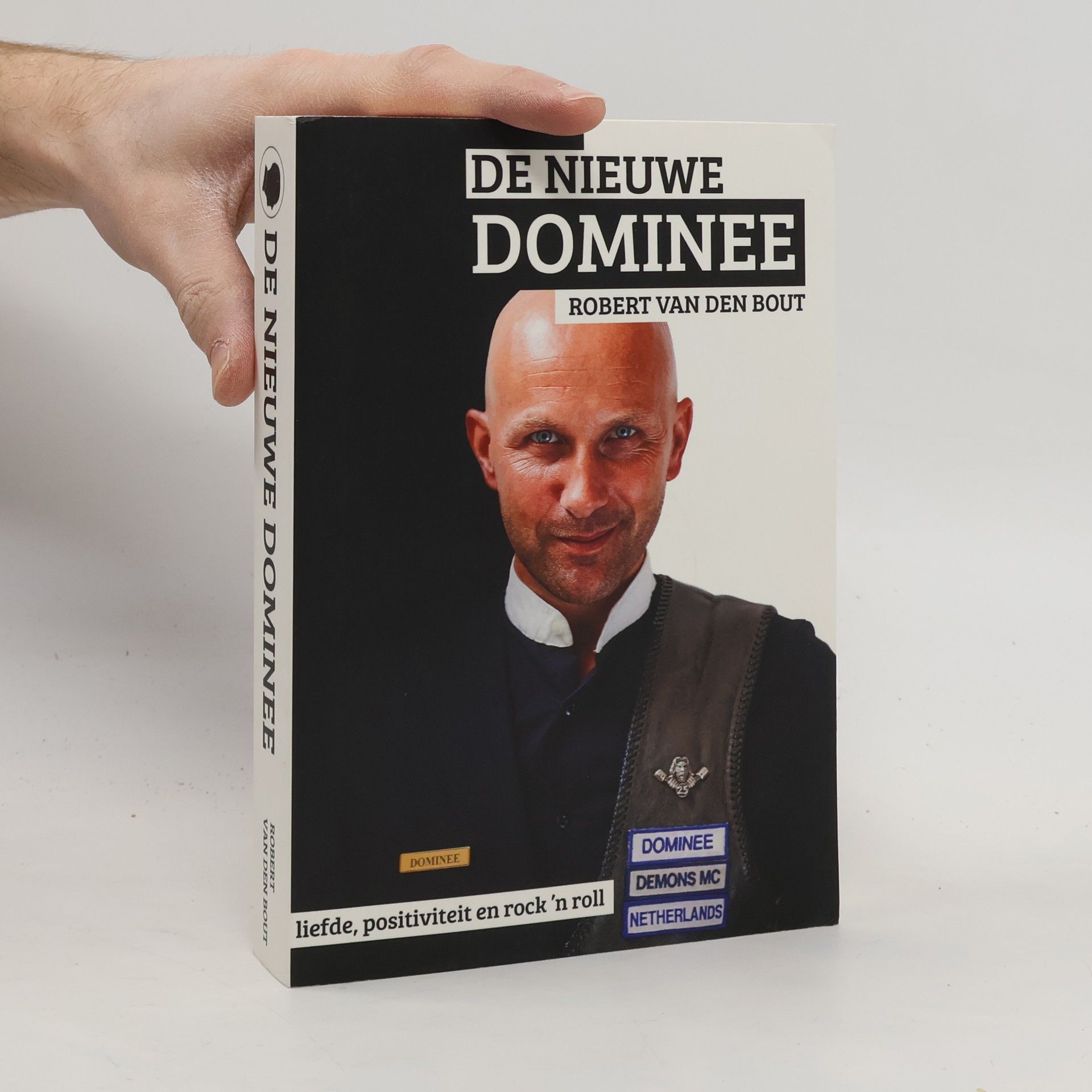 Robert van den Bout De nieuwe dominee