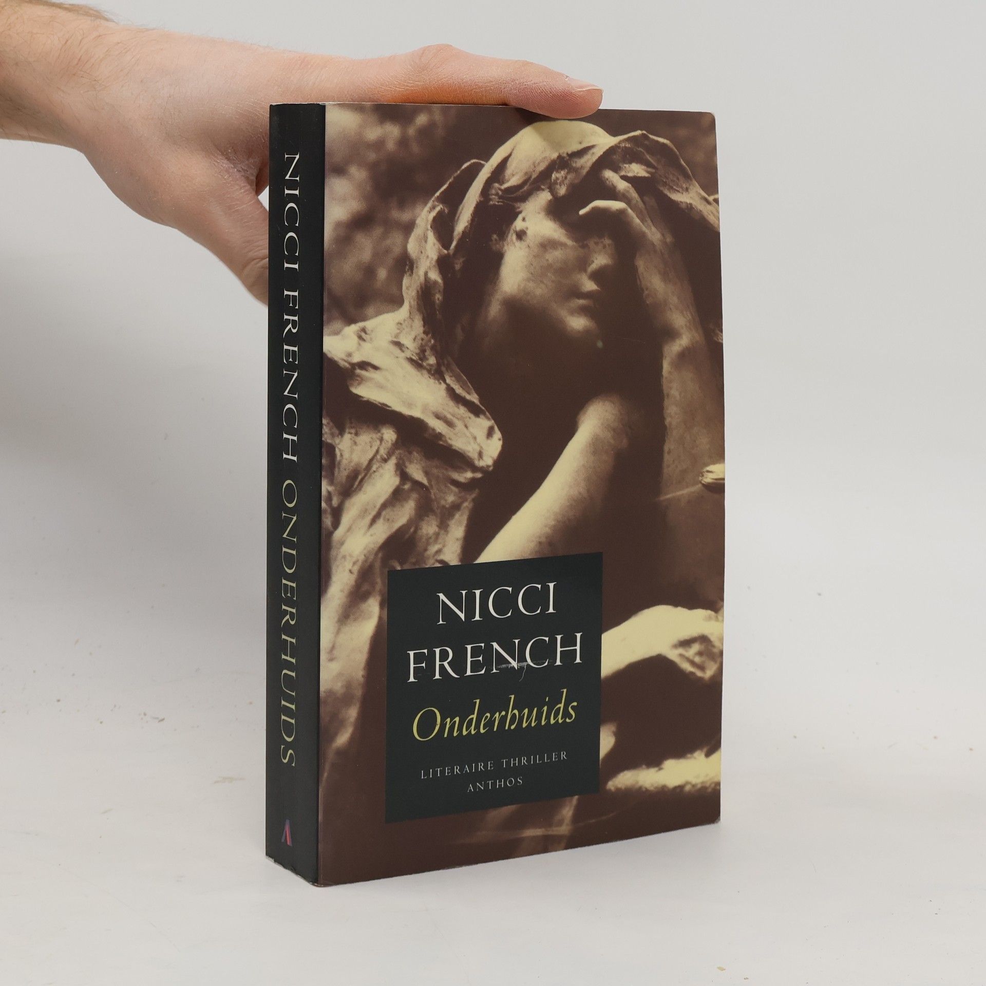 Nicci French Onderhuids