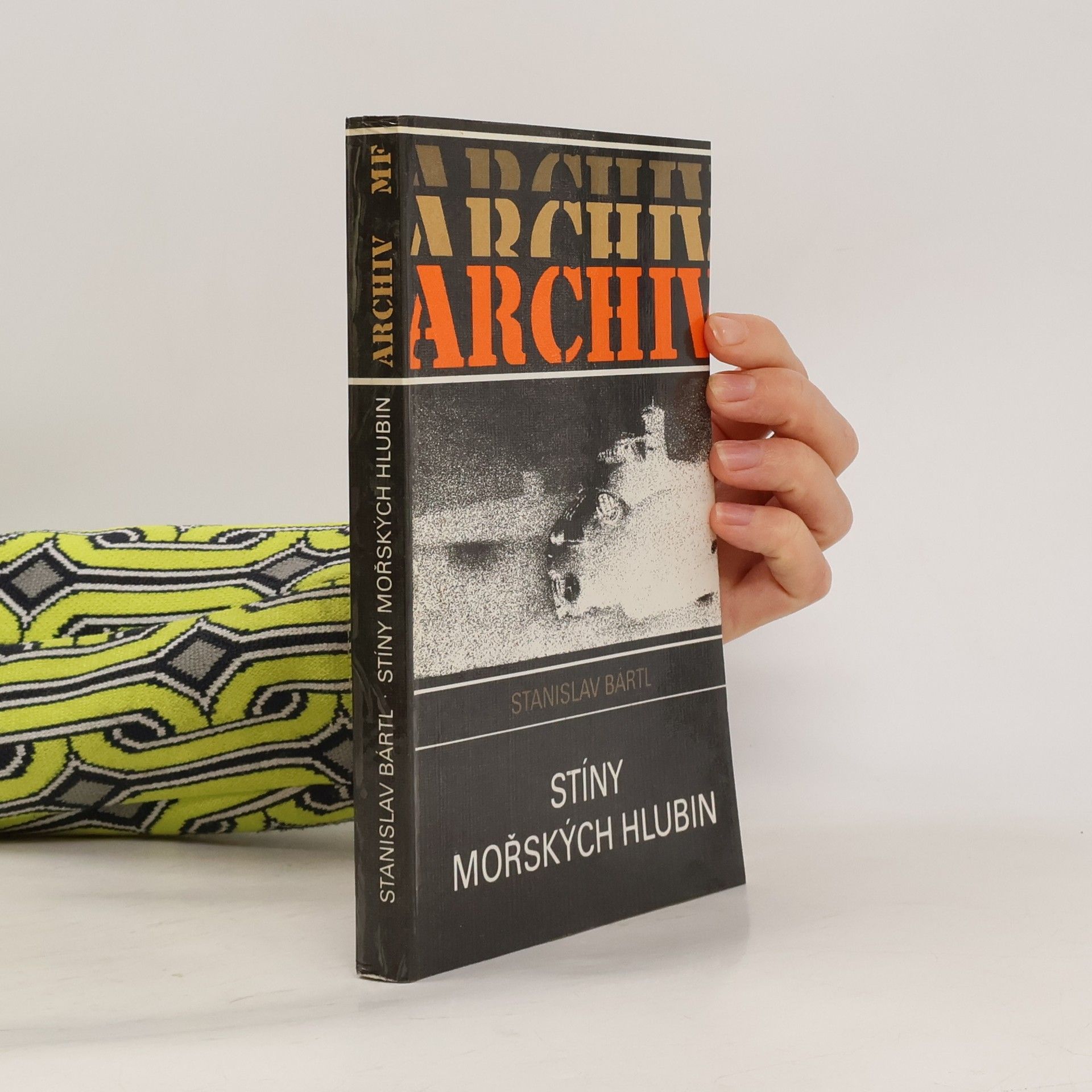 Stanislav Bártl Stíny mořských hlubin