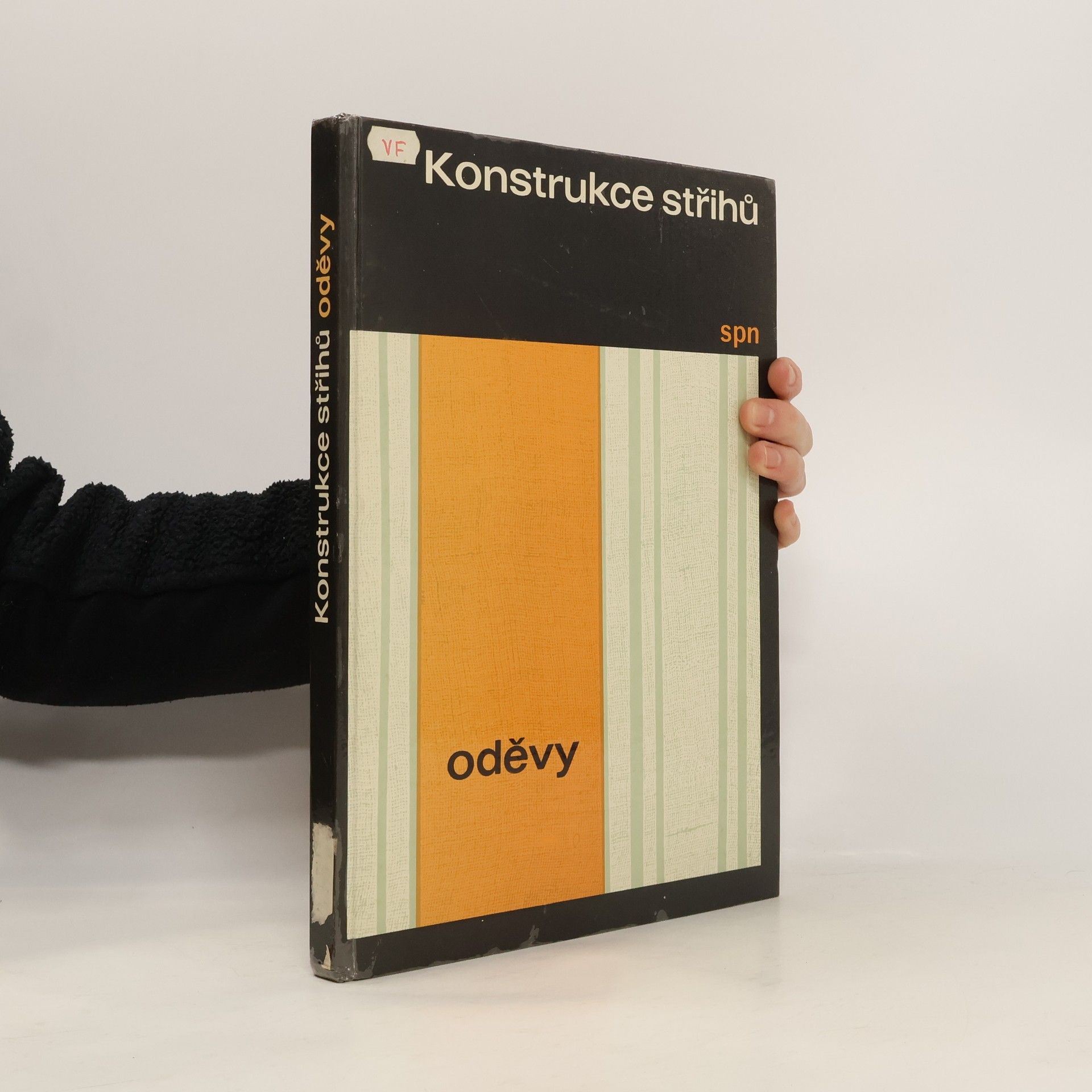 Hana Páleníčková Konstrukce střihů: Oděvy