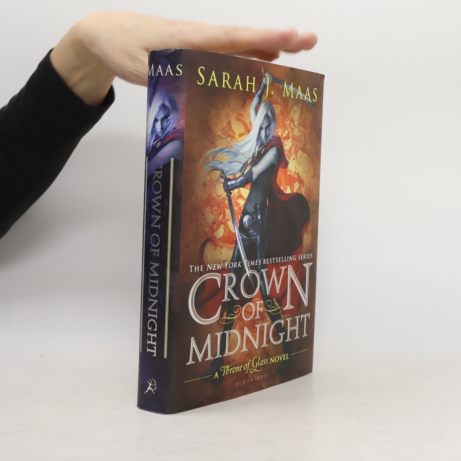 Sarah J. Maas Crown of Midnight