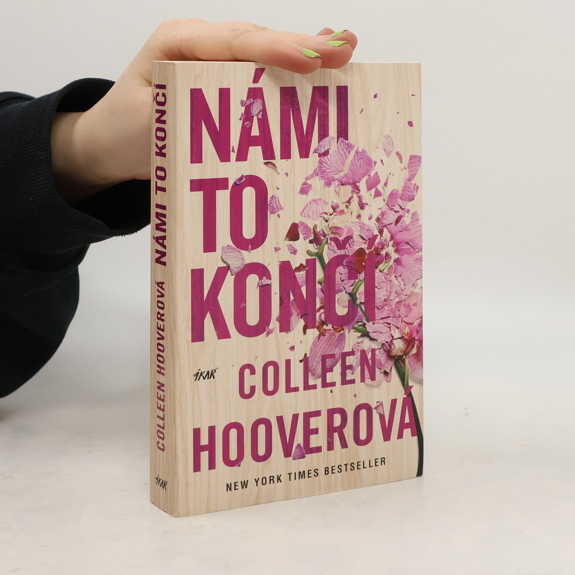 Colleen Hoover Námi to končí