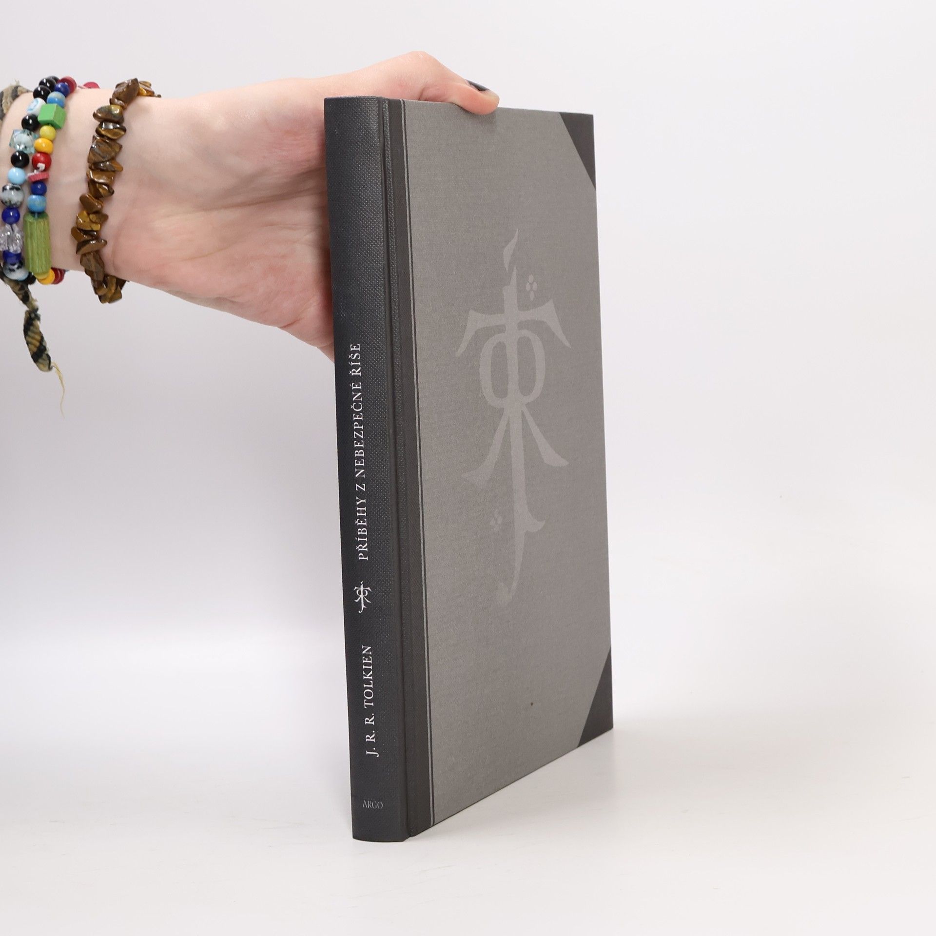 John Ronald Reuel Tolkien Příběhy z nebezpečné říše