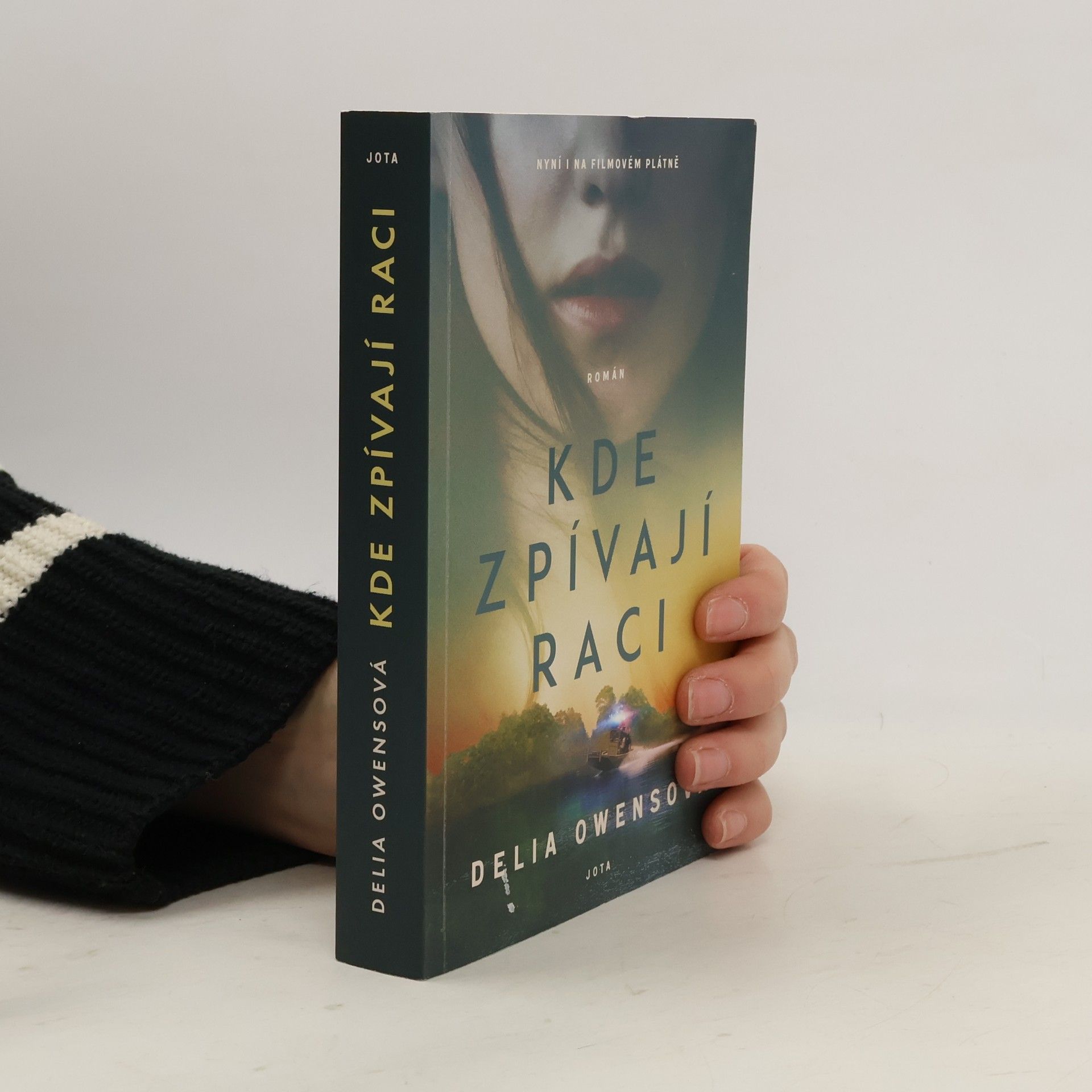 Delia Owens Kde zpívají raci