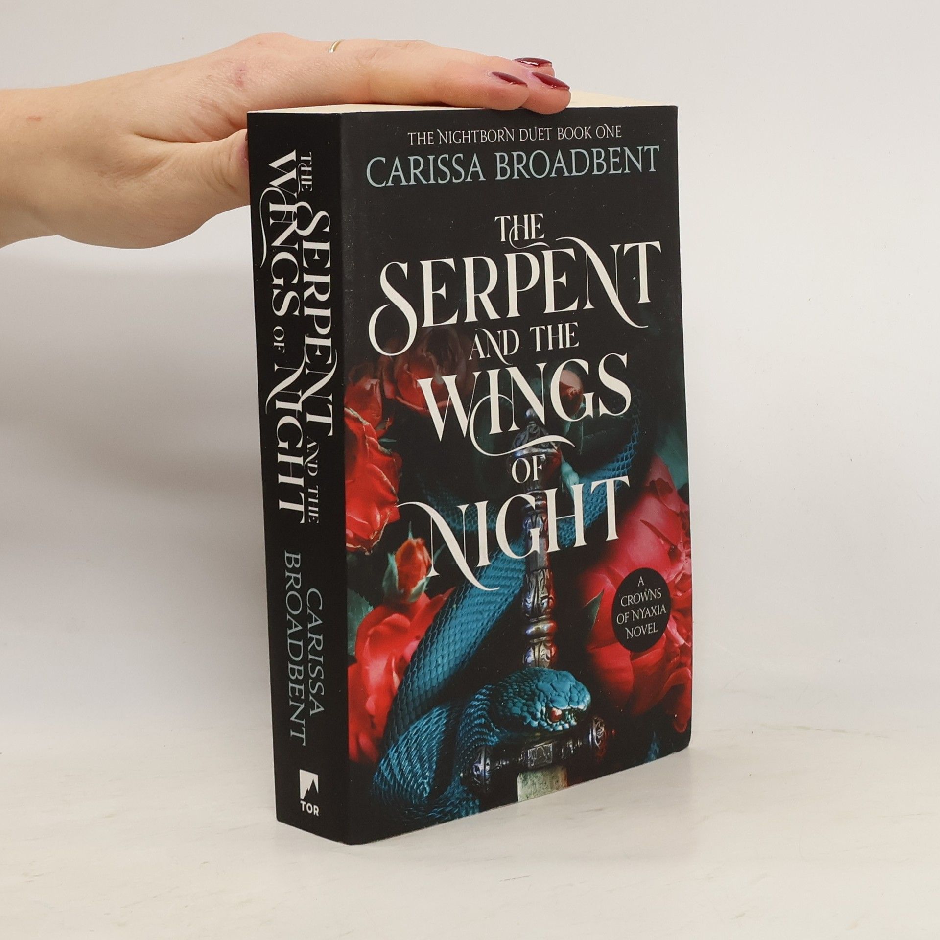 Carissa Broadbent The Serpent and the Wings of Night