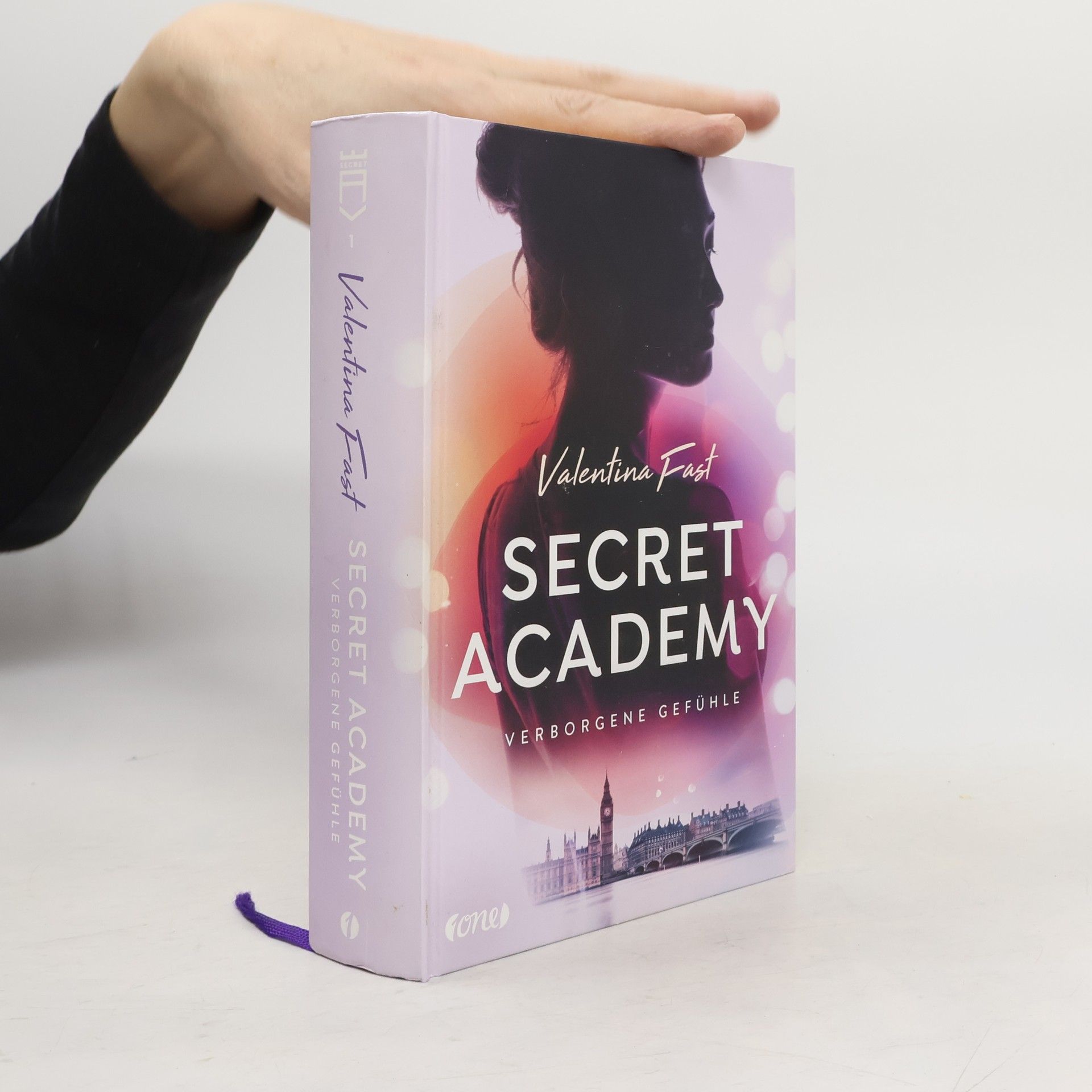 Valentina Fast Secret Academy 1