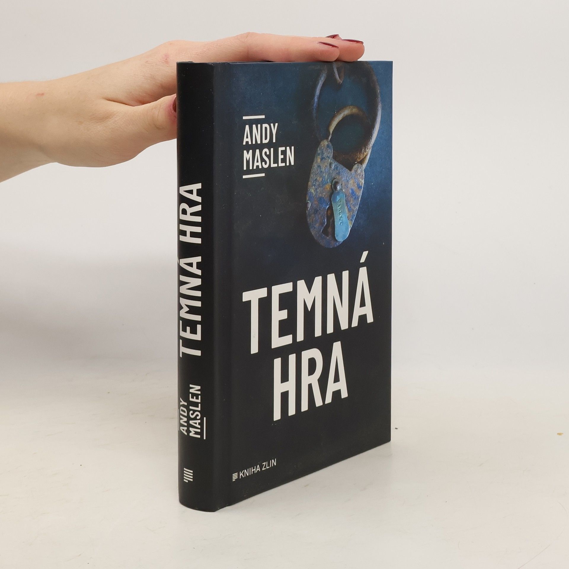 Adéla Špínová Temná hra