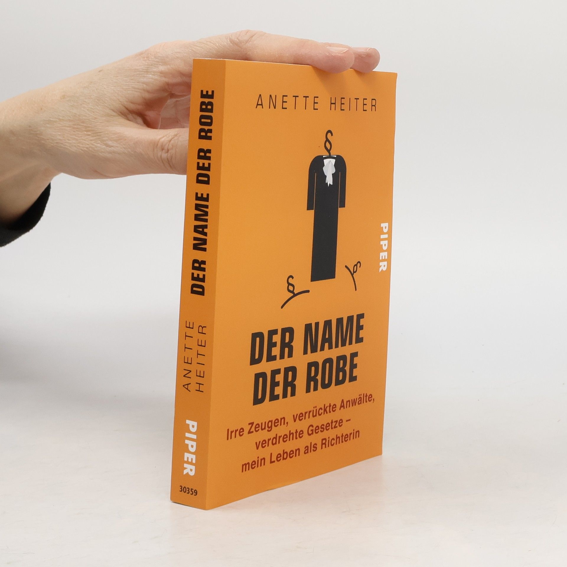 Anette Heiter Der Name der Robe