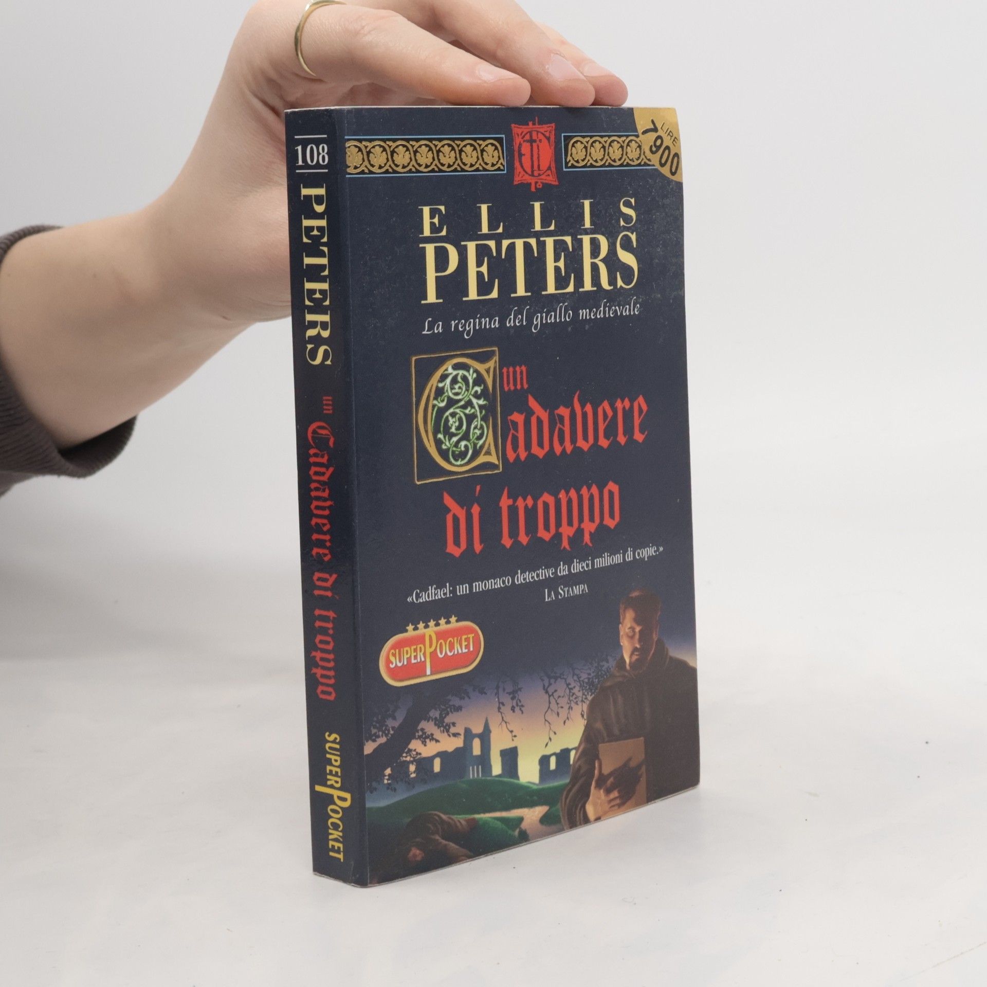 Edith Pargeter Un cadavere di troppo