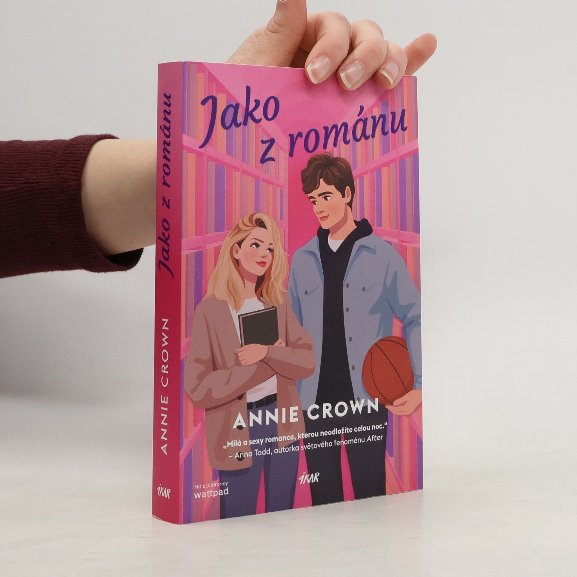 Annie Crown Jako z románu