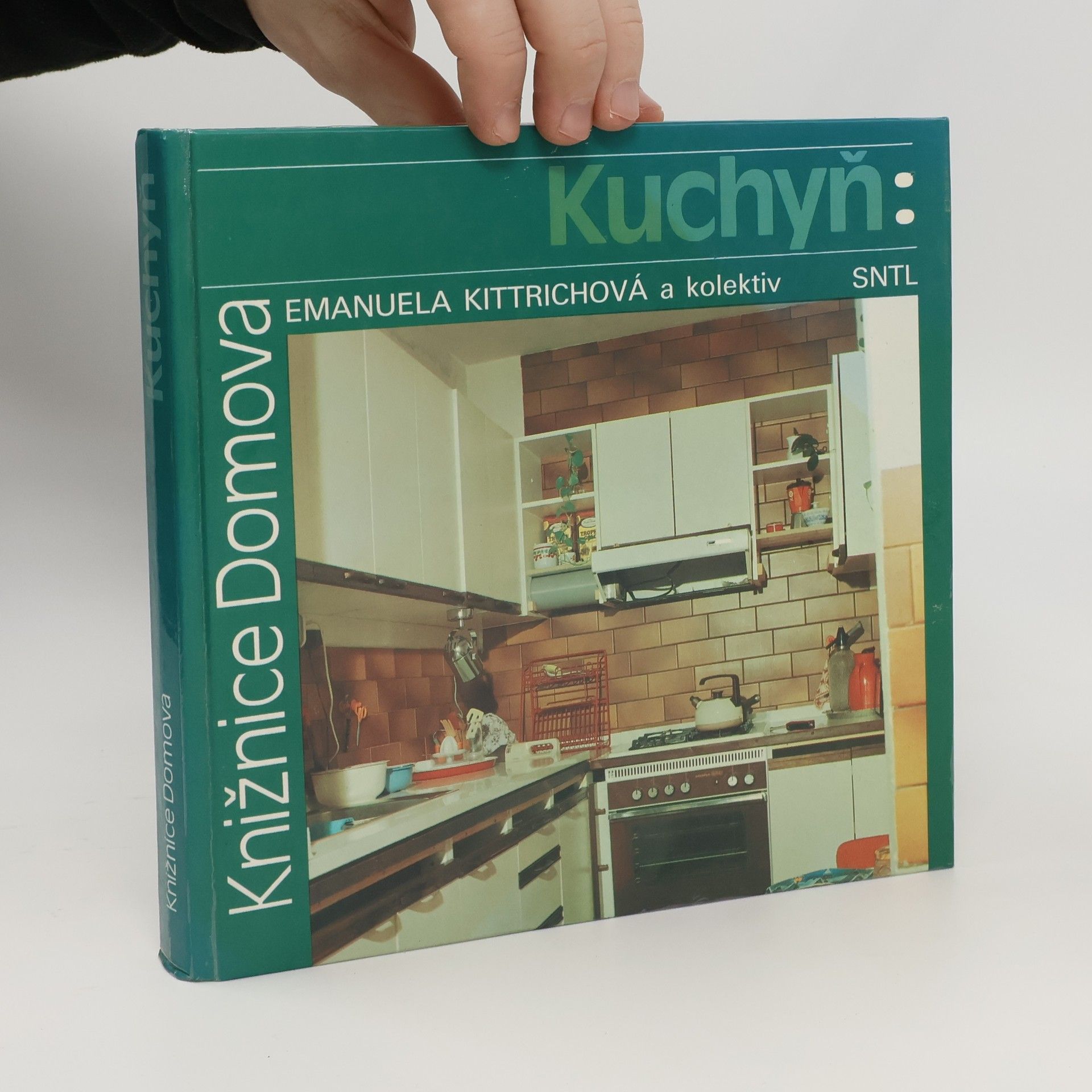 Kittrichová Emanuela Knižnice domova. Kuchyň