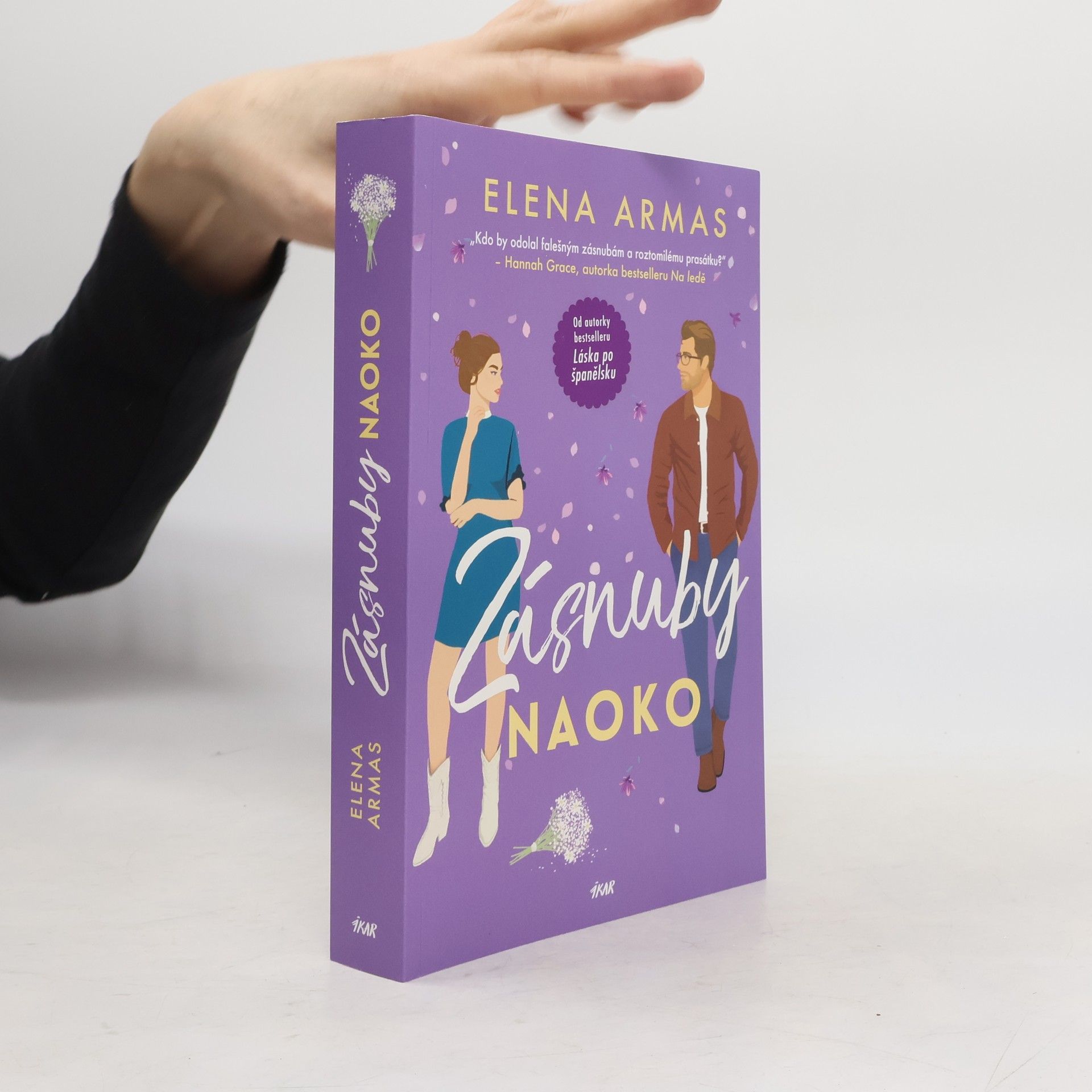 Elena Armas Zásnuby naoko