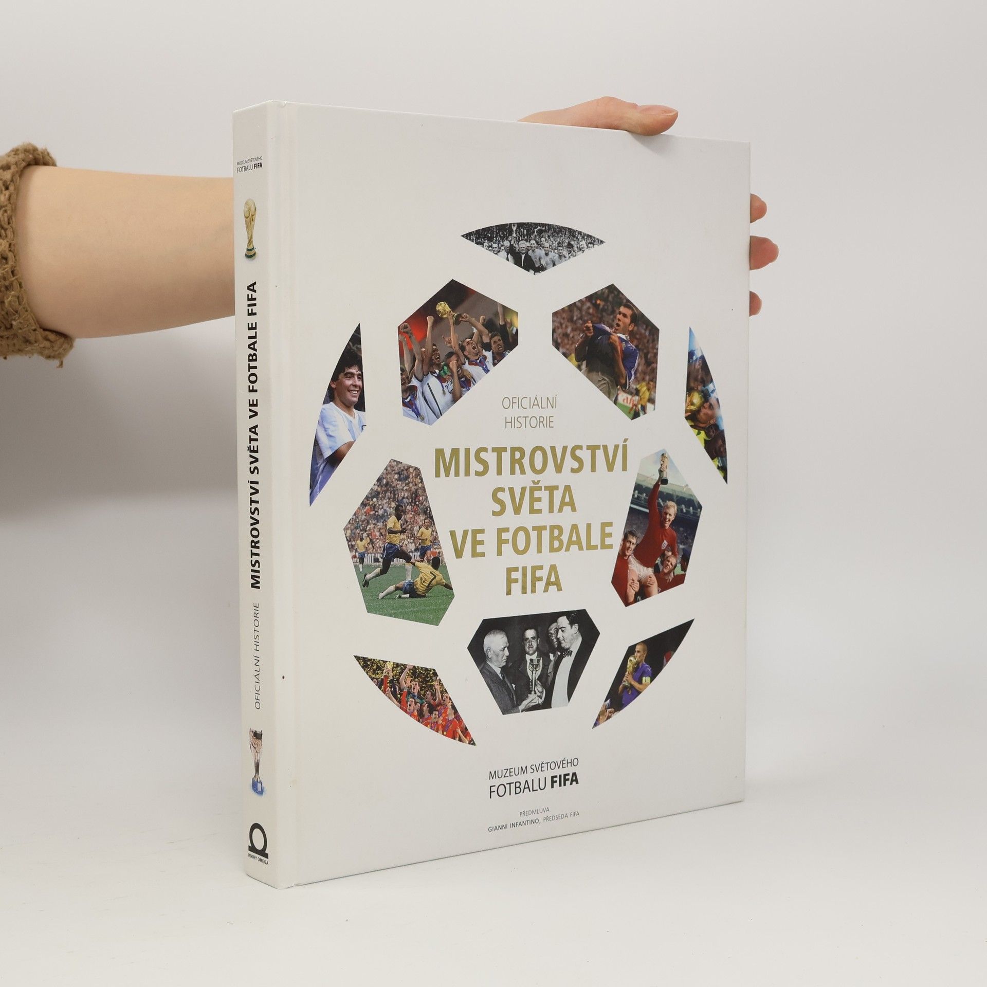 Pavel Dufek Oficiální historie Mistrovství světa ve fotbale FIFA: Muzeum světového fotbalu FIFA