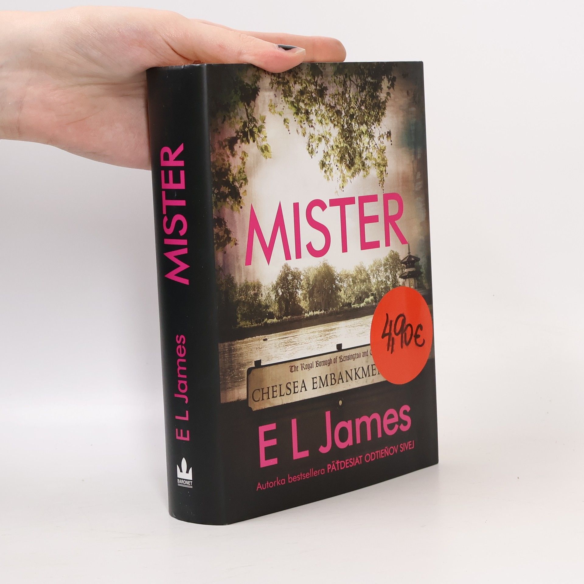 E. L. James Mister