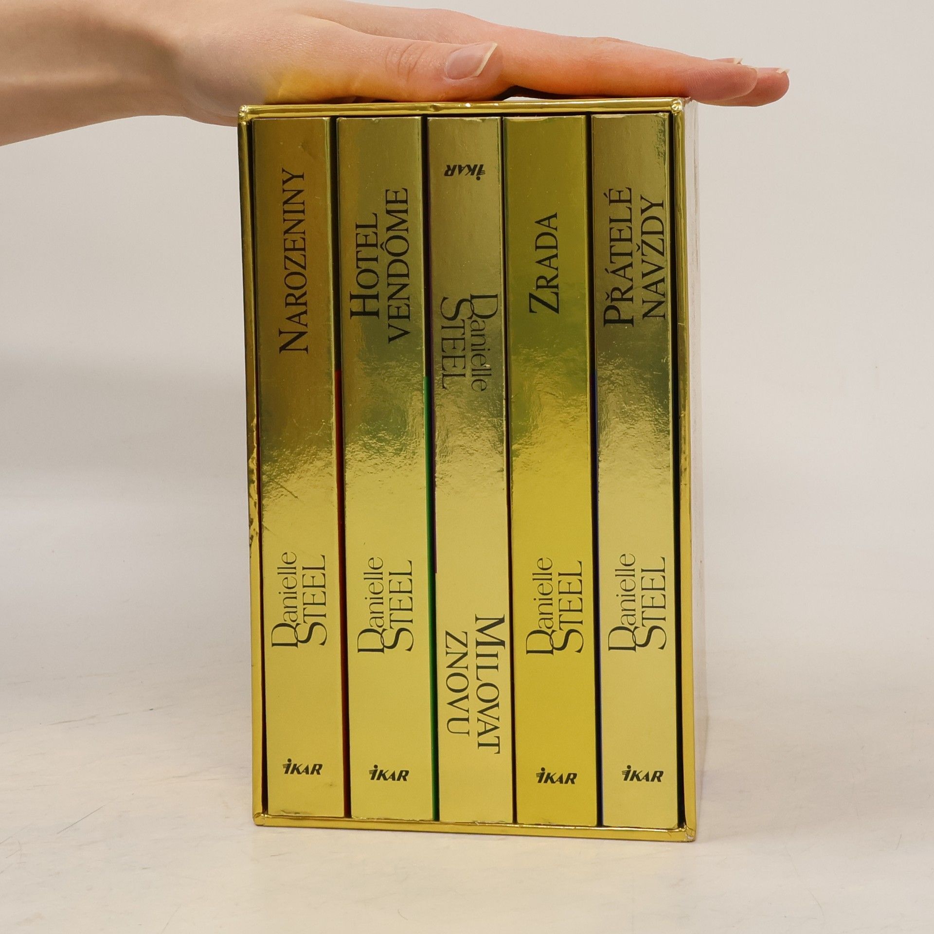 Danielle Steel Vánoční komplet Danielle Steel