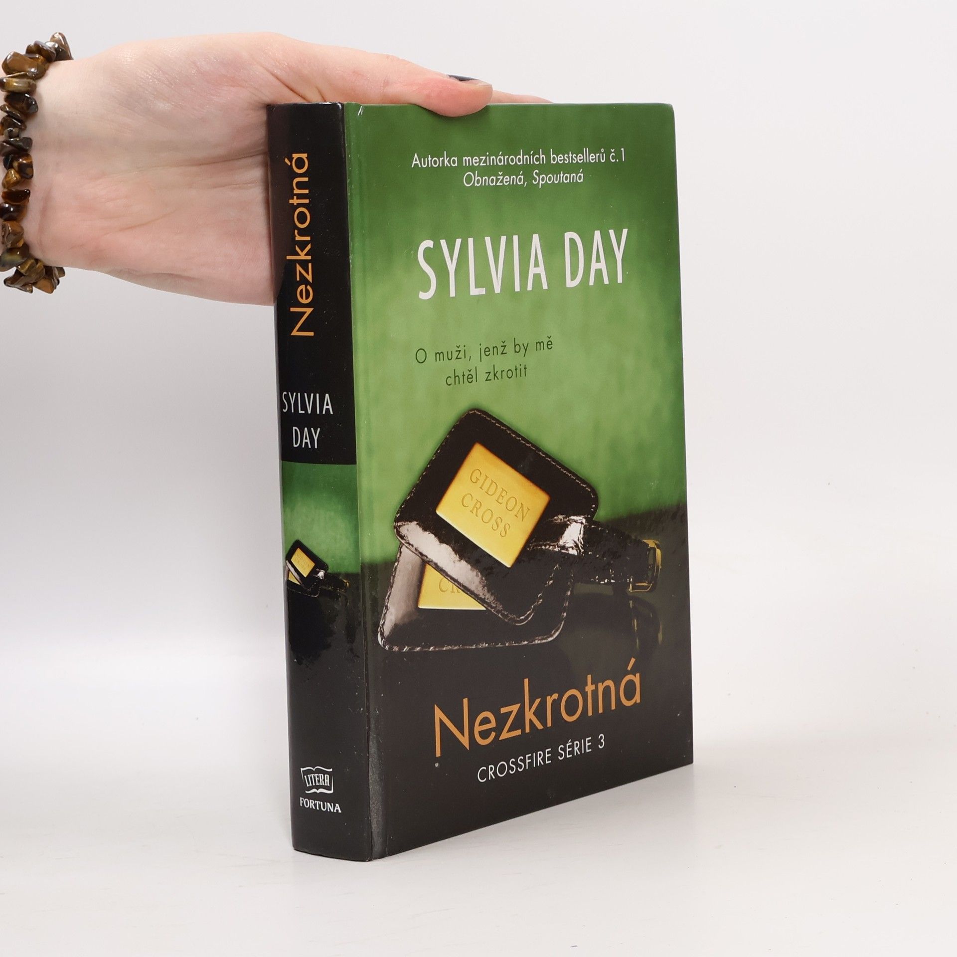 Sylvia Day Nezkrotná