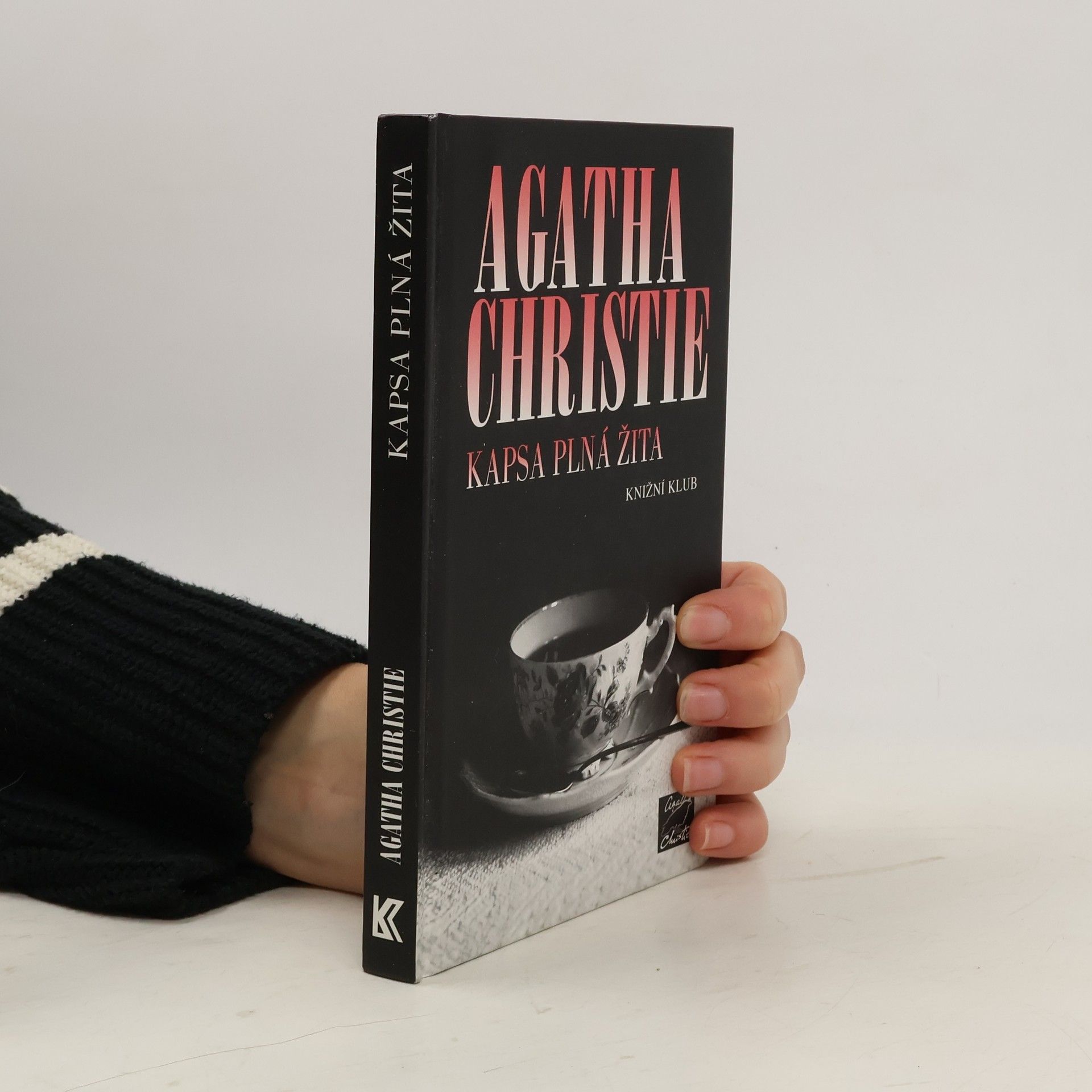 Agatha Christie Kapsa plná žita
